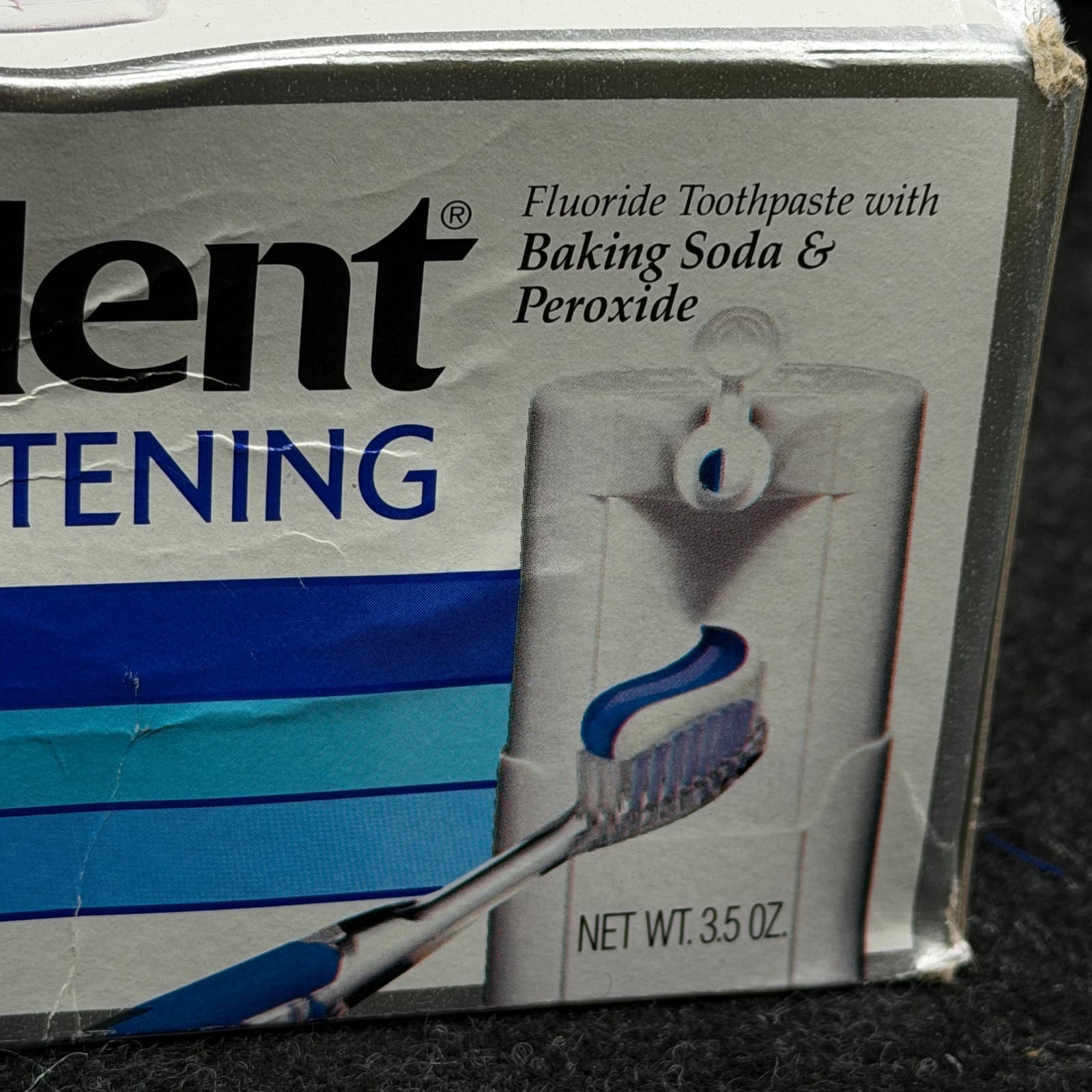 Mentadent Advanced Whitening Fluoride Toothpaste Baking Soda & Peroxide 3.5 OZ - Thumbnail 3