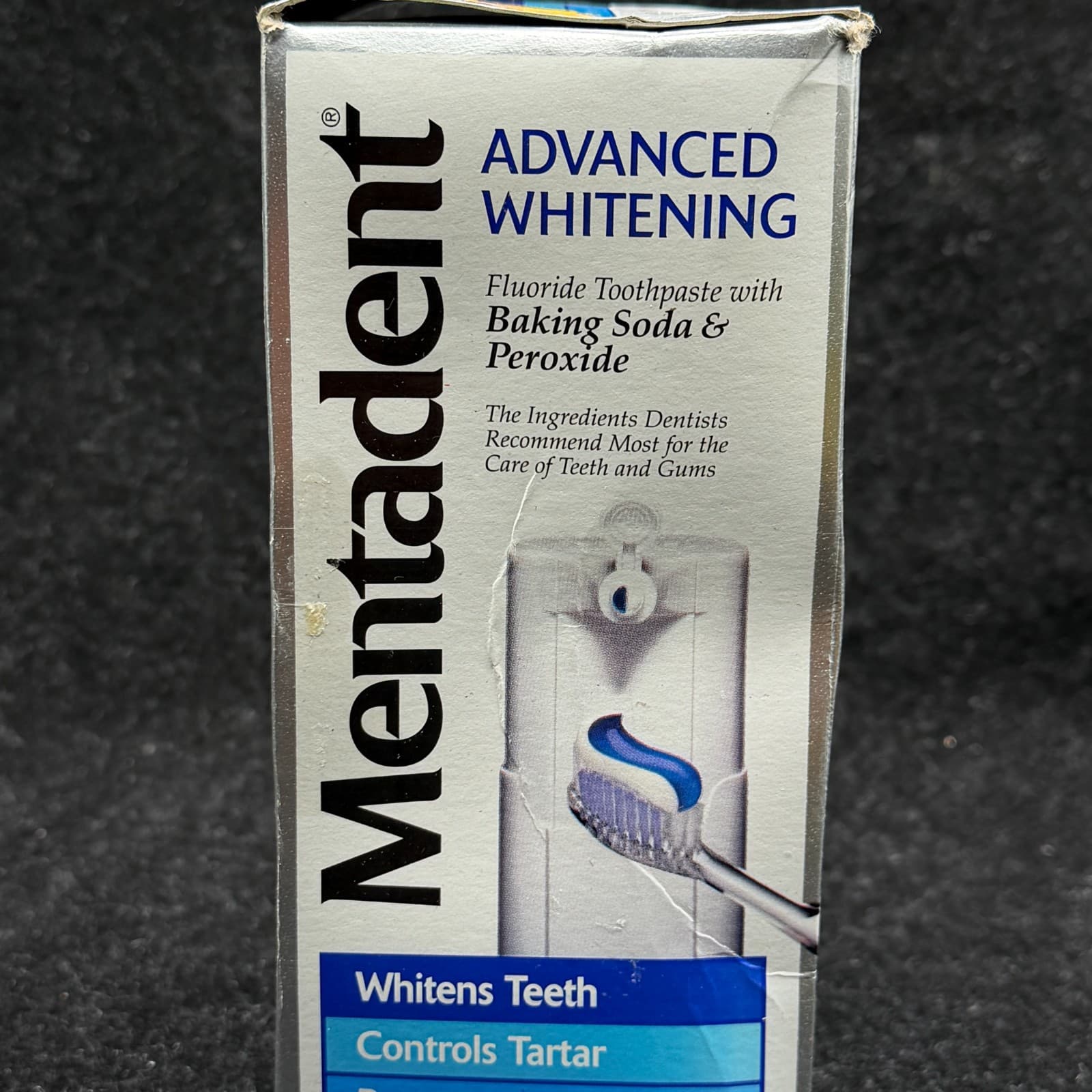 Mentadent Advanced Whitening Fluoride Toothpaste Baking Soda & Peroxide 3.5 OZ - Thumbnail 4