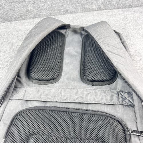 Vessel Netflix Promo Sponsored Event Gray Padding Waterproof Backpack RARE - Thumbnail 5