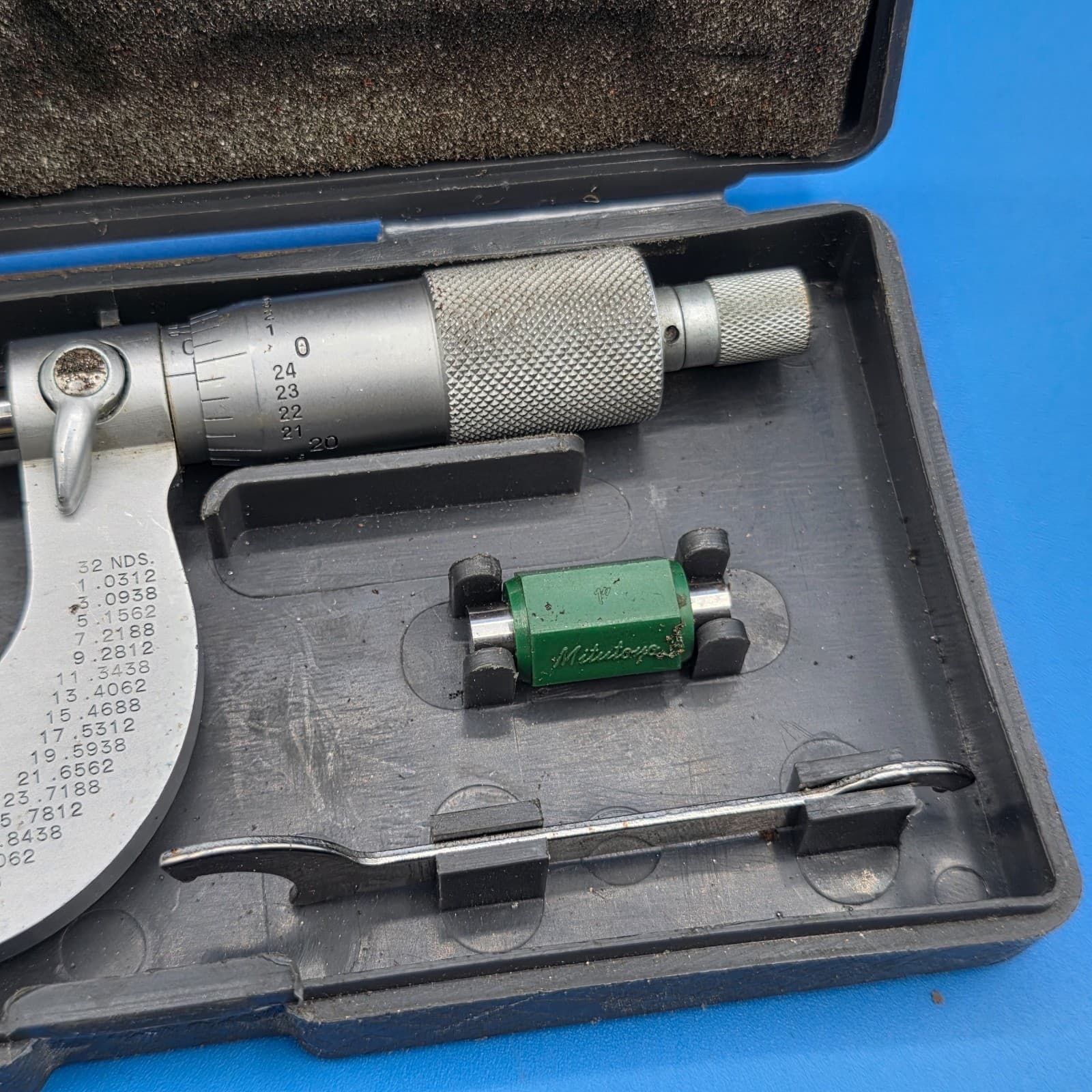 Mitutoyo No. 101-106 Outside Micrometer 1”-2” .001” Graduation in Original Case - Thumbnail 4