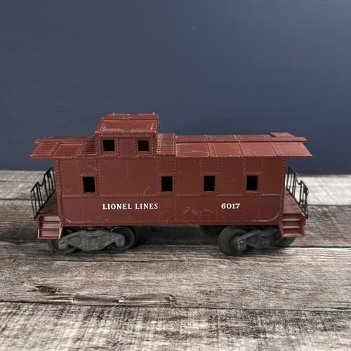 Vintage Lionel Lines Brown #6017 Caboose Train Car
