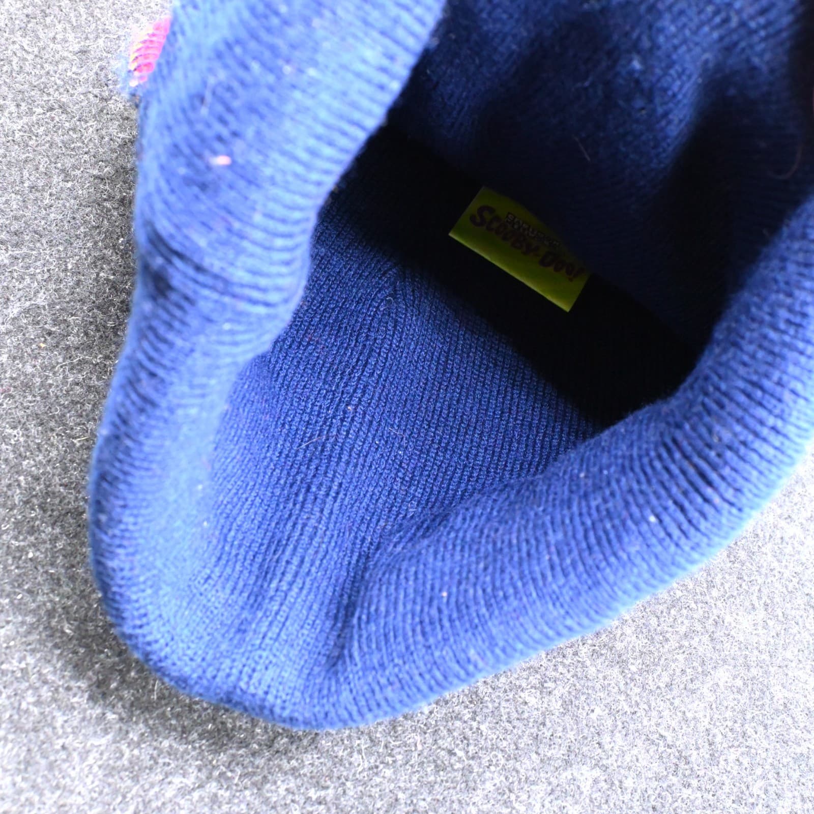 VTG '90s Scooby-Doo Beanie Hat w Pom-Pom EUC Kids 3-7yrs, Red, Blue, Yellow - Thumbnail 5