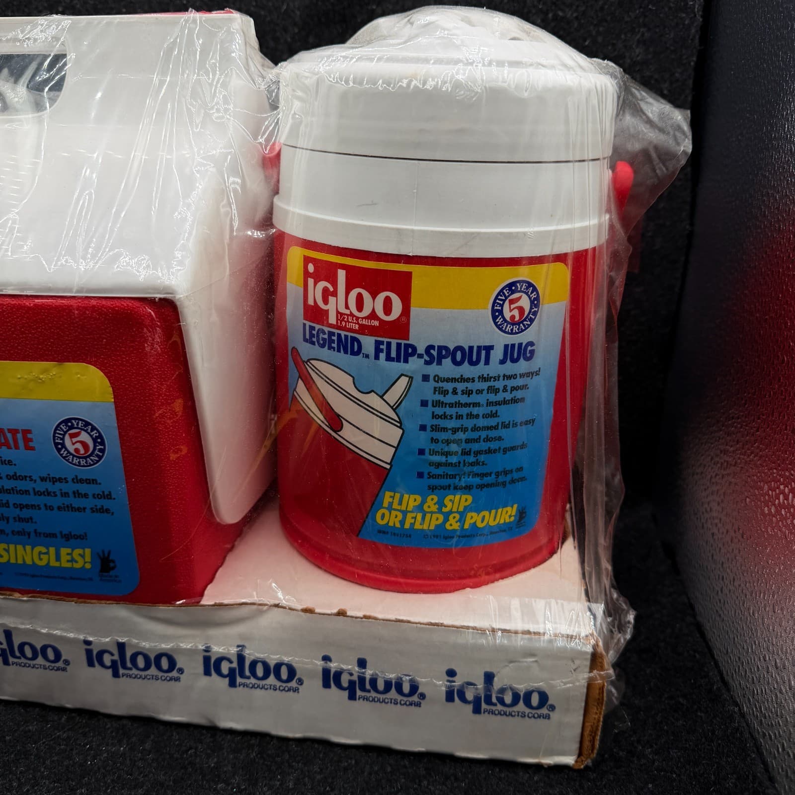 Vintage 1992 Little Playmate by Igloo Cooler & Flip Spout Jug Combo Red - Thumbnail 3