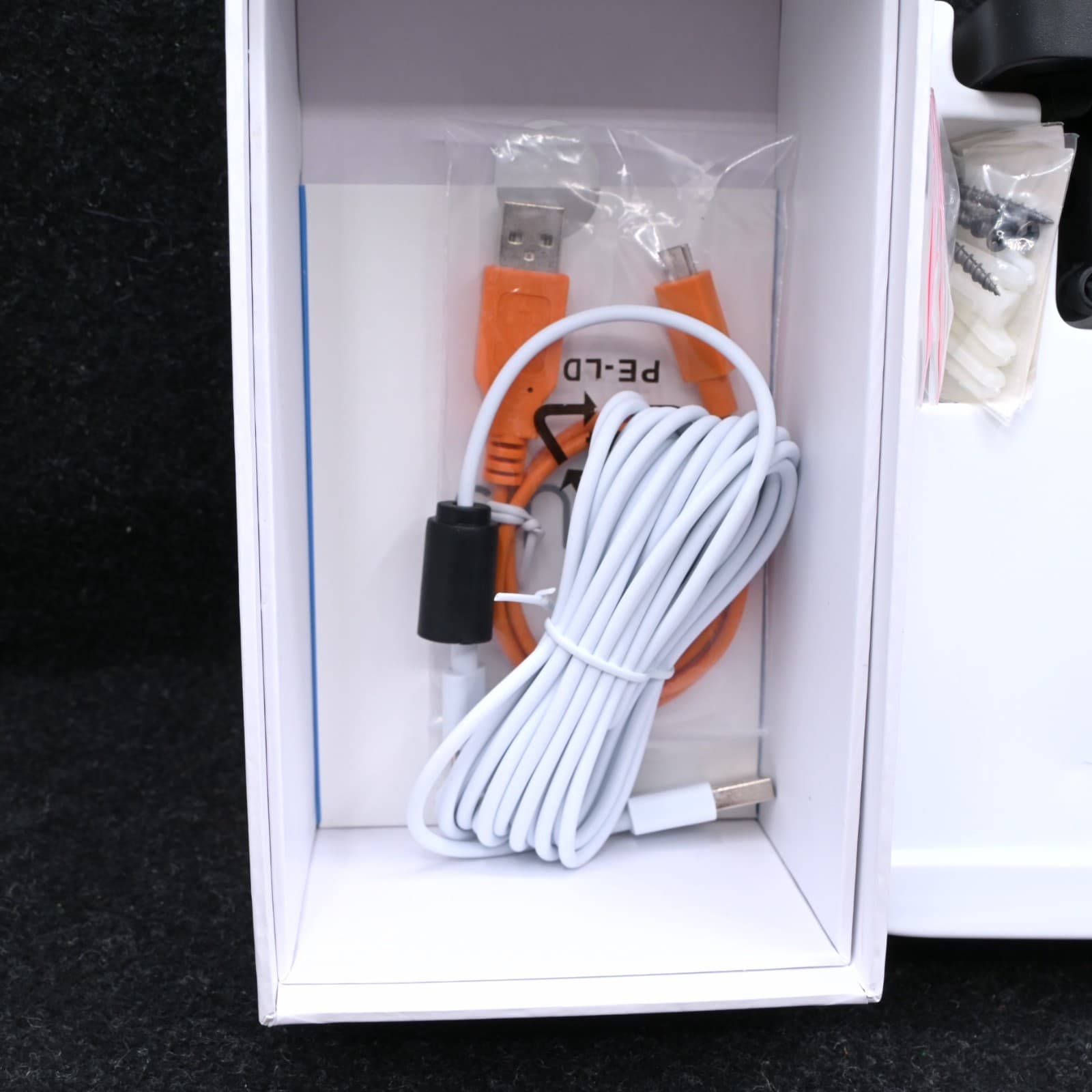 Ring STICK UP CAM Wireless Wire-Free Outdoor Security Camera - Thumbnail 4