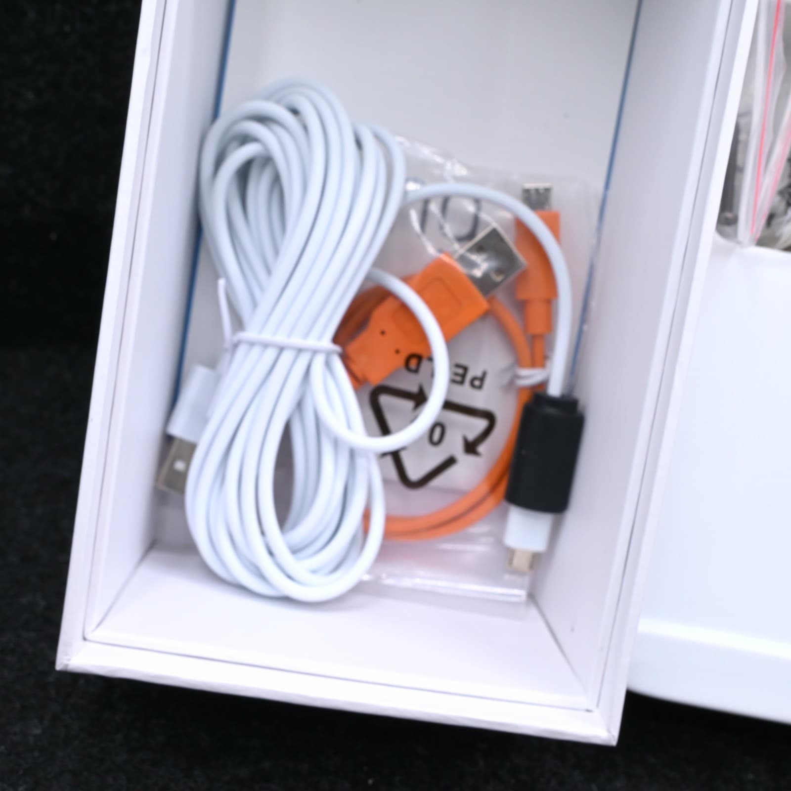 Ring STICK UP CAM Wireless Wire-Free Outdoor Security Camera - Thumbnail 5