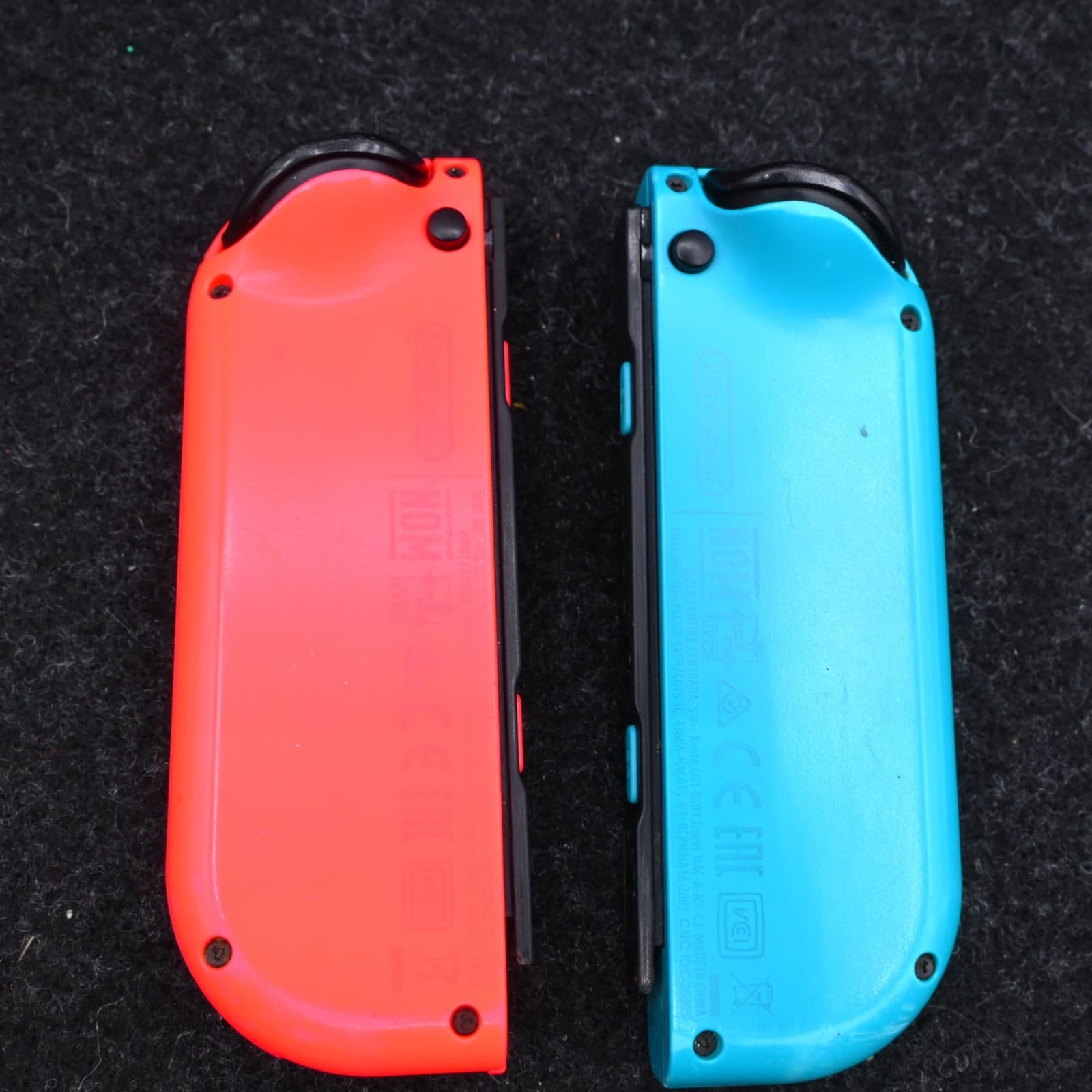 Nintendo Switch Joy-Con Left Right Blue Red OEM - For Parts Repair - Thumbnail 4