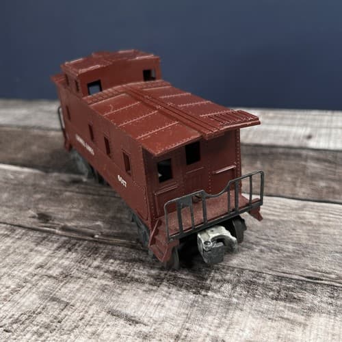 Vintage Lionel Lines Brown #6017 Caboose Train Car - Thumbnail 3