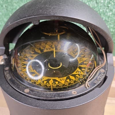 *FOR PARTS OR REPAIR* Kelvin White Constellation Binnacle Compass CB 9060 - Thumbnail 9