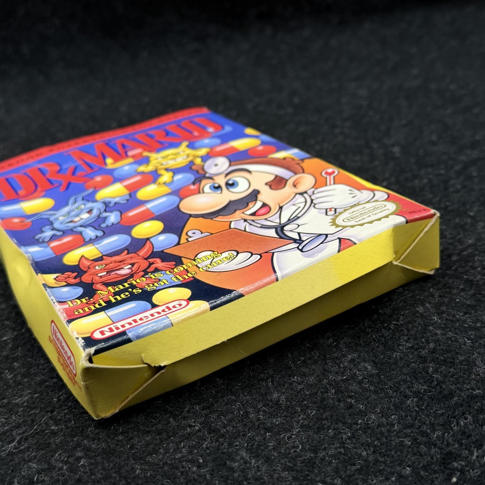Dr. Mario (Nintendo NES, 1990) Multiplayer Complete Box Manual CIB - Thumbnail 5