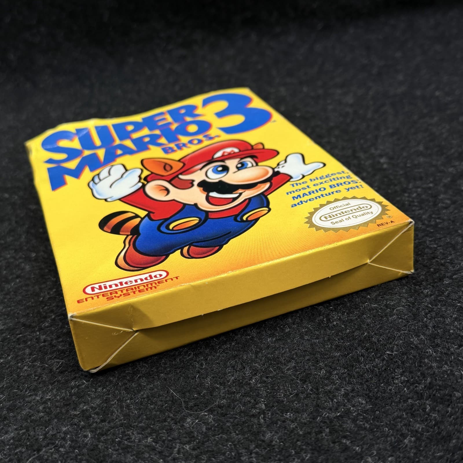 Super Mario Bros 3 Nintendo NES Complete CIB - Manual Box Cart - Thumbnail 5