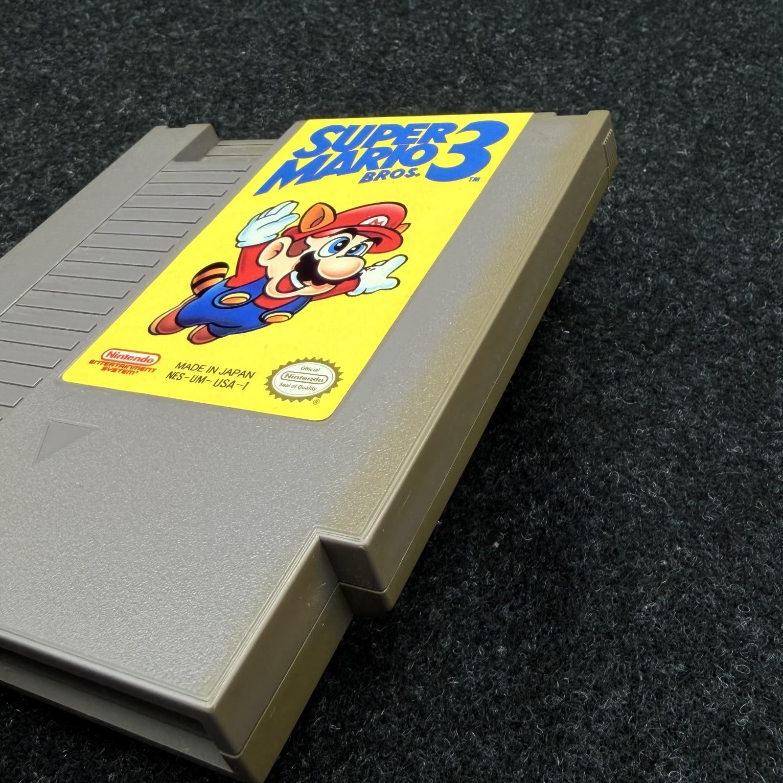 Super Mario Bros 3 Nintendo NES Complete CIB - Manual Box Cart - Thumbnail 14