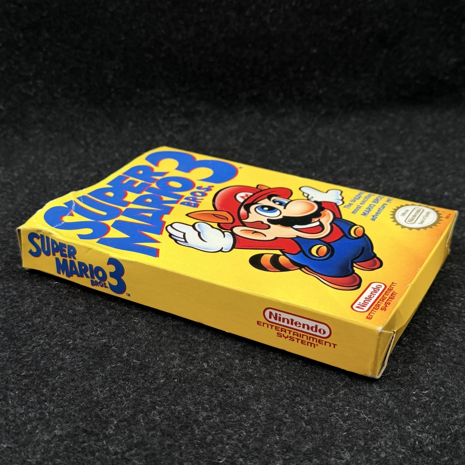 Super Mario Bros 3 Nintendo NES Complete CIB - Manual Box Cart - Thumbnail 4