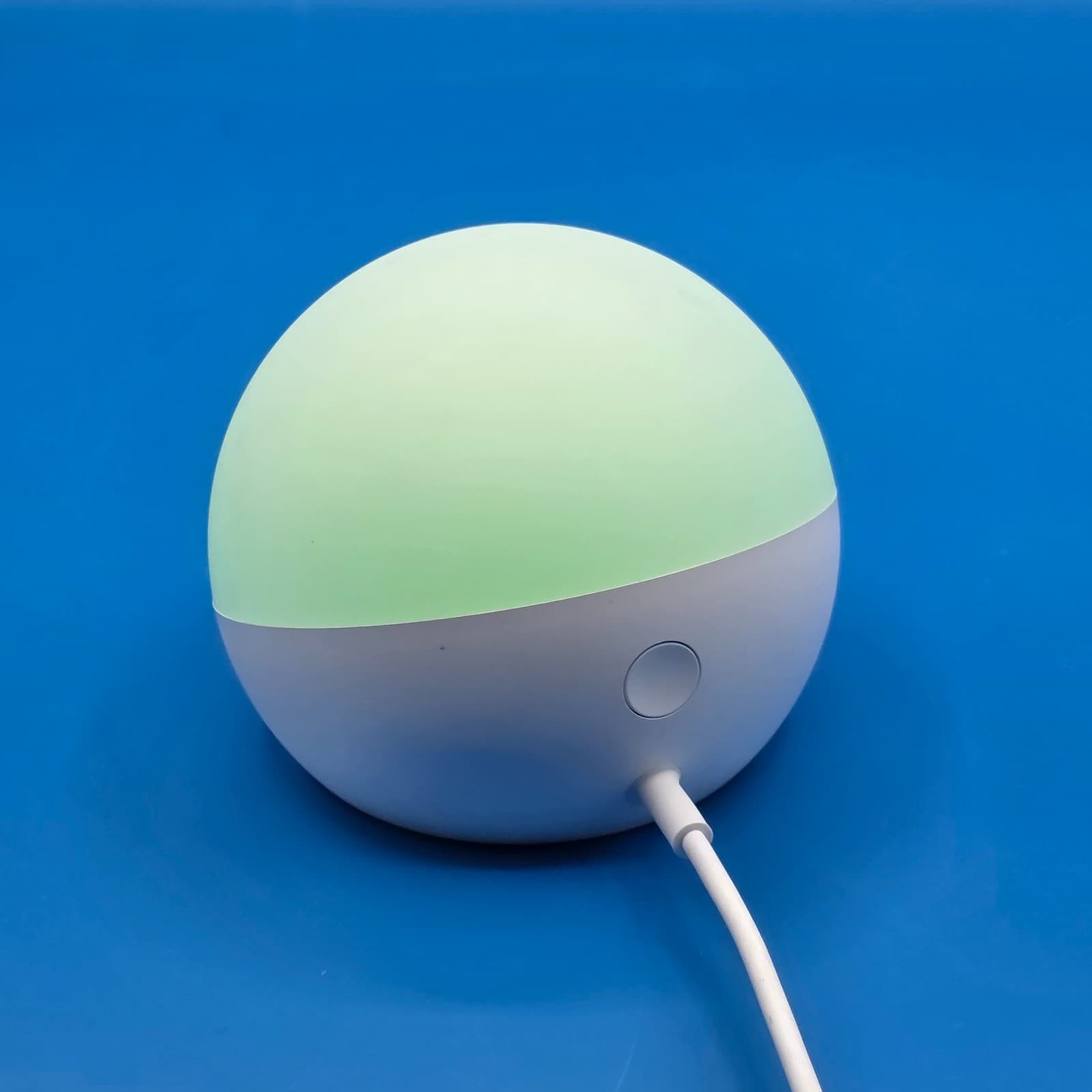 Amazon Echo Glow Multicolor Smart Lamp for Kids Alexa Compatible, White - Thumbnail 2