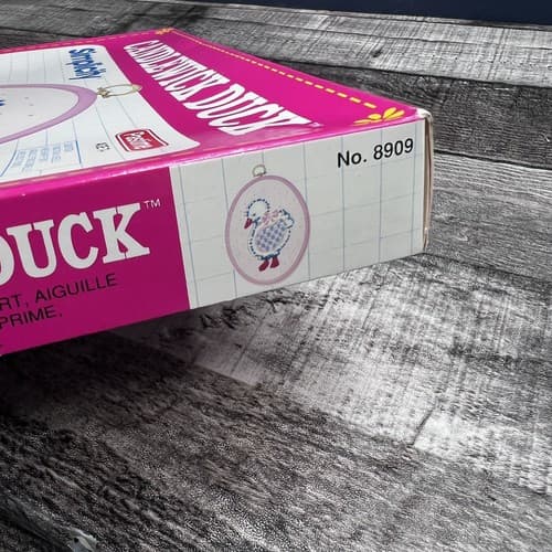 Candlewick Duck Embroidery Kit For Beginners 8909 Simplicity ~ Pastime ~ NEW - Thumbnail 3