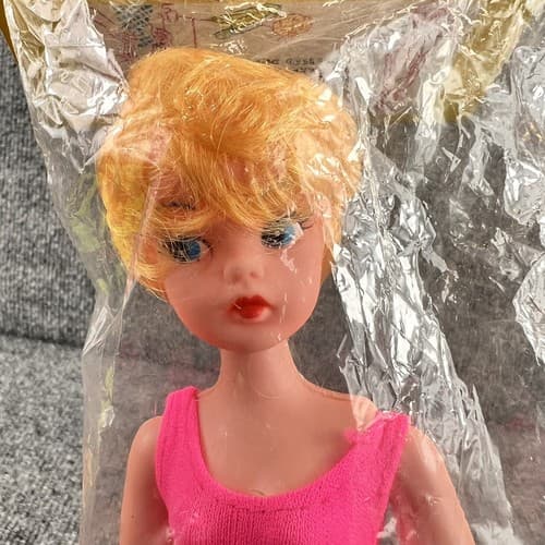 VINTAGE LITTLE MISS SHOPPER DOLL 11” Blonde Blue Eyes White Heels HONG KONG - Thumbnail 4