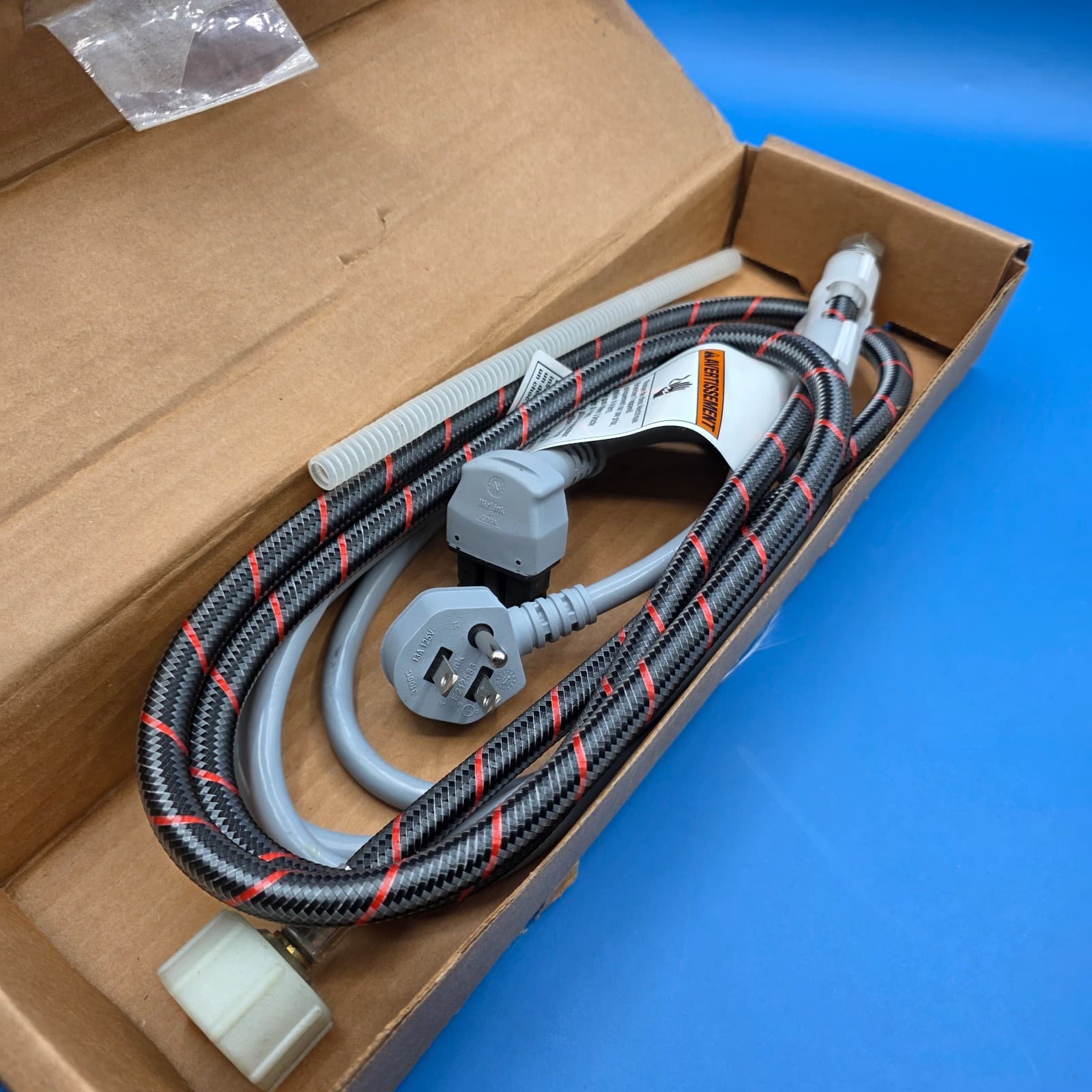 Bosch Dishwasher Water Supply Hose Black SMZSH002UC Y2 & 3 Prong Power Cord - Thumbnail 5