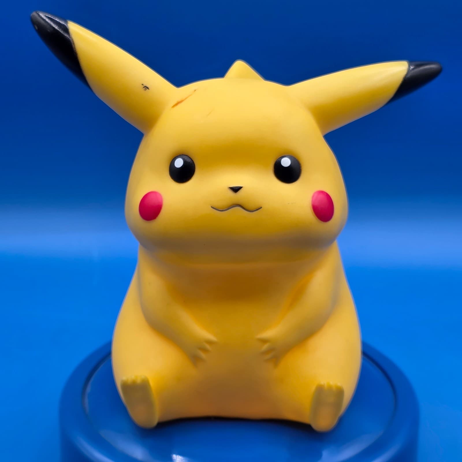 Vintage Pokémon Pikachu Lamp Night Light Chubby Style Blue Base (works) - Thumbnail 3