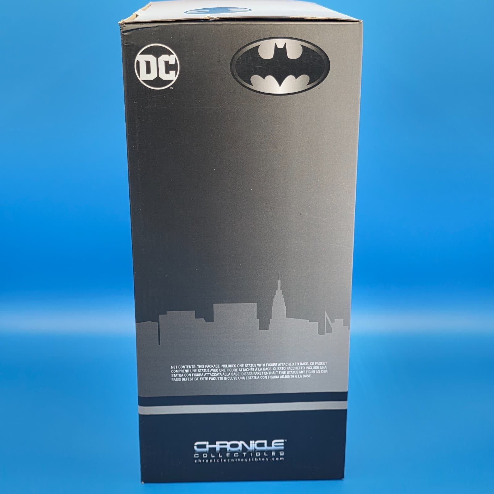 ThinkGeek DC Comics Jim Lee BATMAN Chronicle Collectible Statue Gamestop - Thumbnail 3