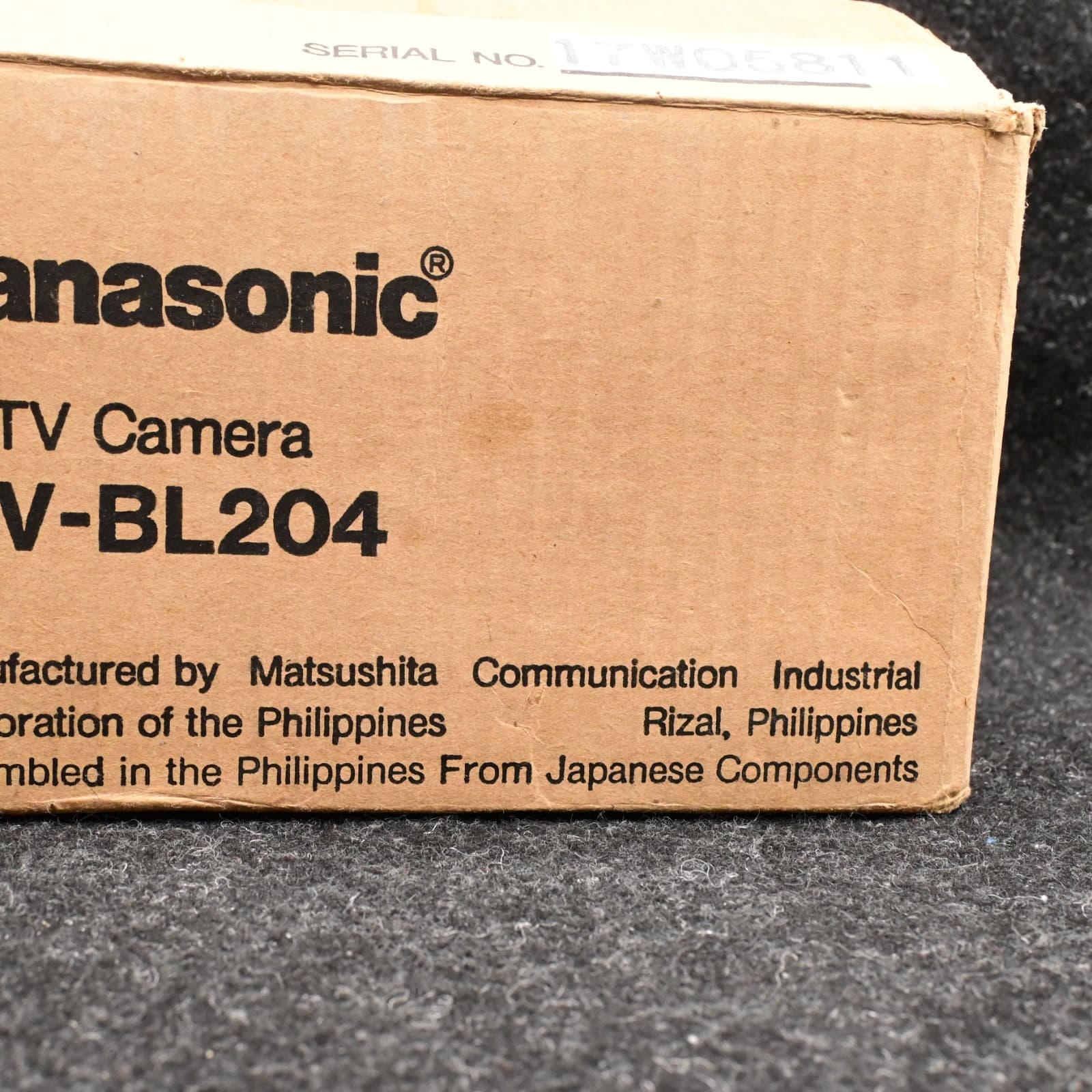 Panasonic WV-BL204 CCTV Security Camera Black & White Color 1Vp-p 75 Ohms 24 V - Thumbnail 3