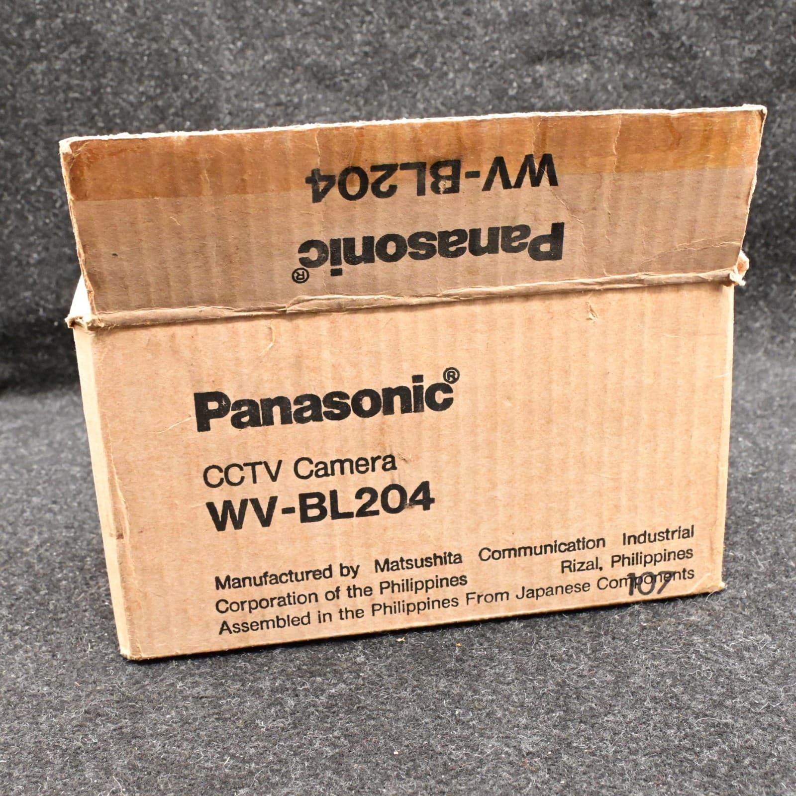 Panasonic WV-BL204 CCTV Security Camera Black & White Color 1Vp-p 75 Ohms 24 V - Thumbnail 6