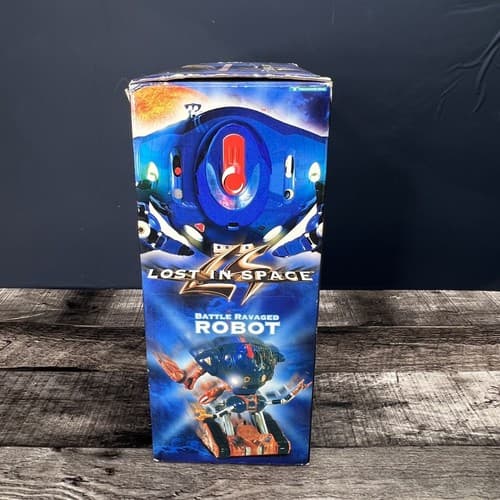 VTG 1997 Lost in Space Battle Ravaged Robot Action Figure Sounds Trendmaster - Thumbnail 3