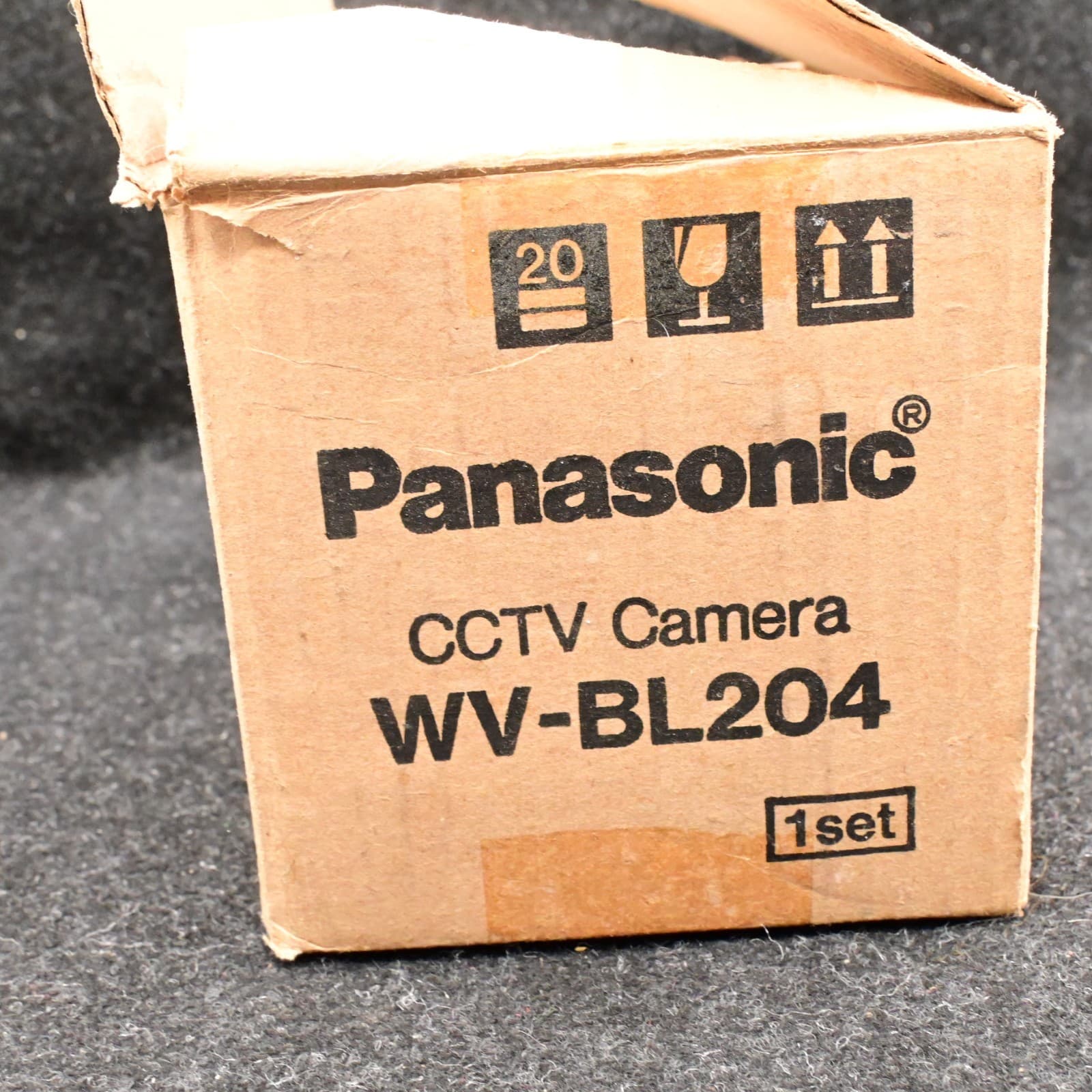 Panasonic WV-BL204 CCTV Security Camera Black & White Color 1Vp-p 75 Ohms 24 V - Thumbnail 5