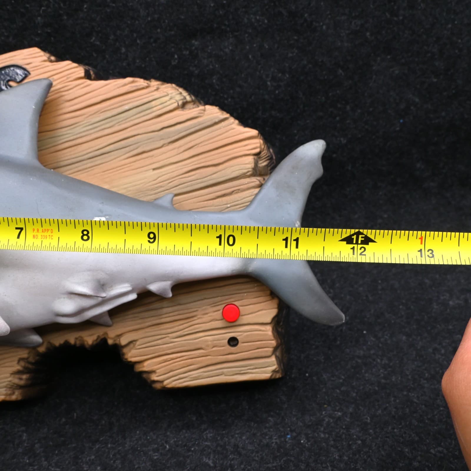 NO DANCING JAWS Universal Studios Gemmy Singing SHARK Wall Plaque Animatronic - Thumbnail 11