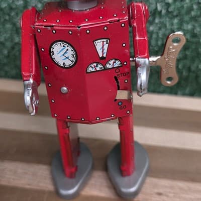 Schylling ATOMIC ROBOT MAN Red Tin Wind Up Collector Toy w/ Key 1997 Vintage - Thumbnail 3