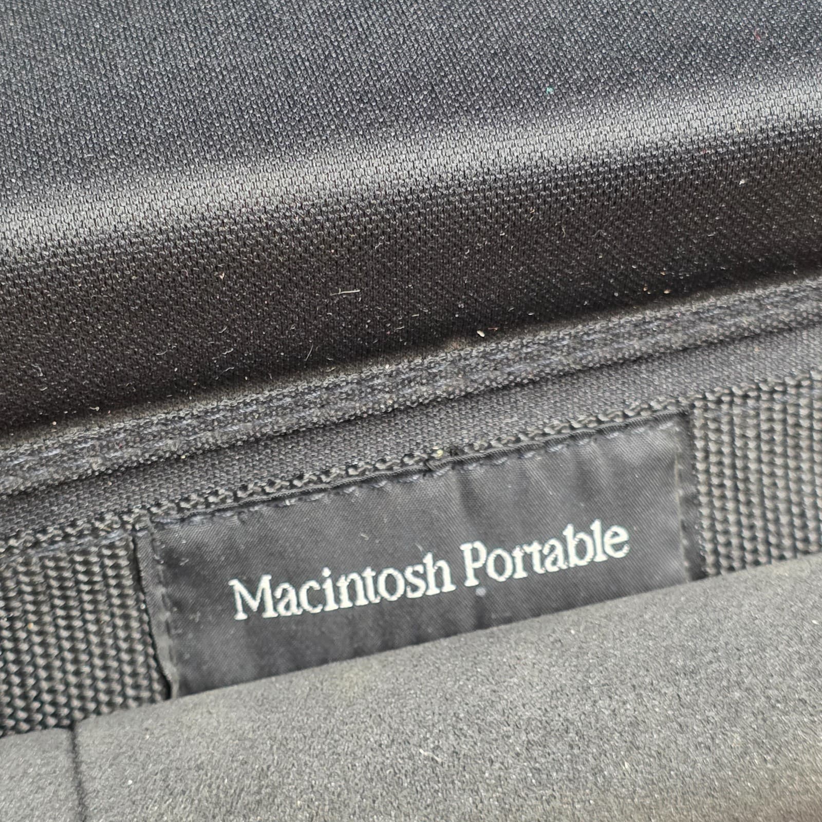Rare Vintage Apple Macintosh Portable Computer EARLY LAPTOP Carrying Case Bag - Thumbnail 9
