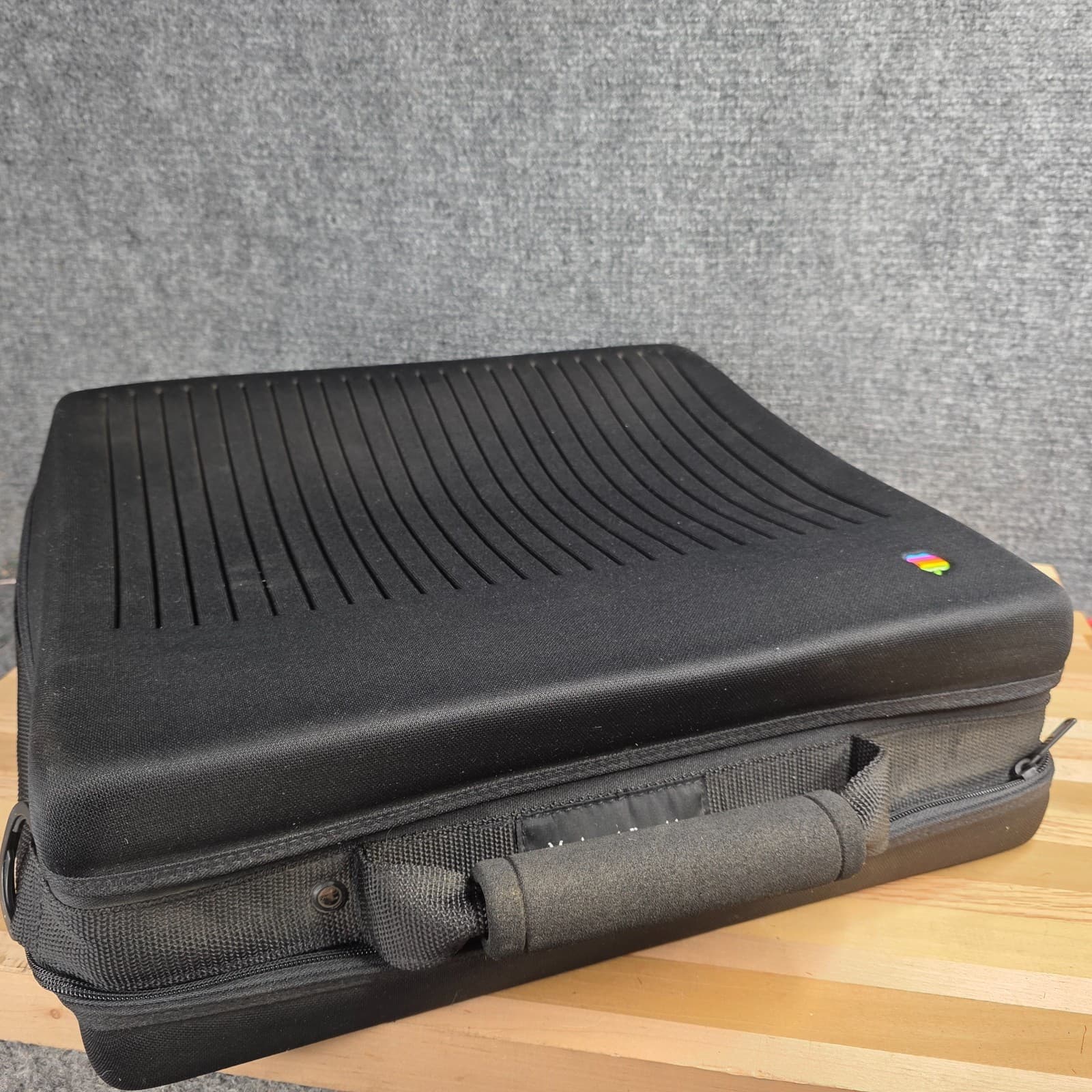 Rare Vintage Apple Macintosh Portable Computer EARLY LAPTOP Carrying Case Bag - Thumbnail 10