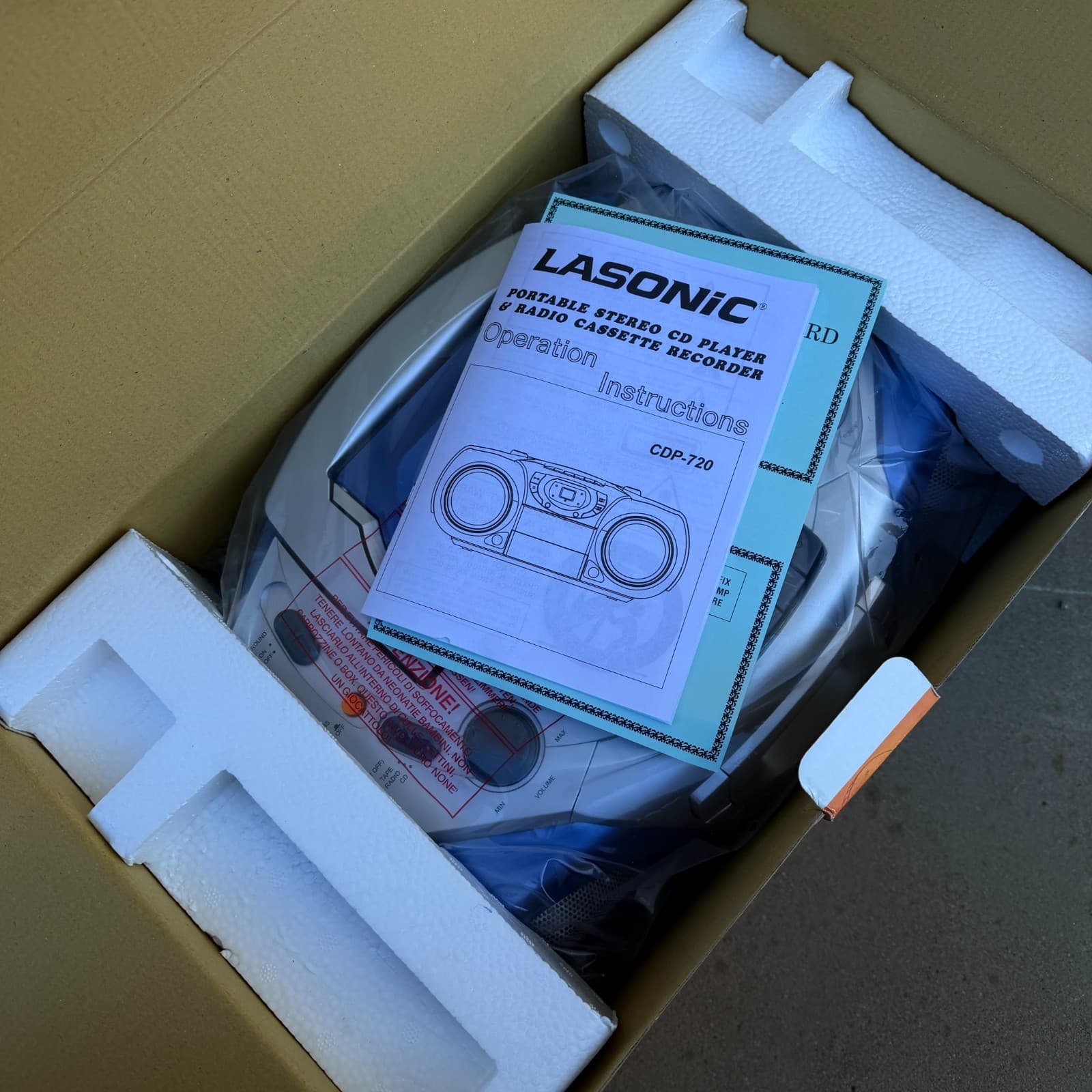 VTG Lasonic CDP-720 Radio Portable Stereo CD Player & Radio Cassette Recorder - Thumbnail 5