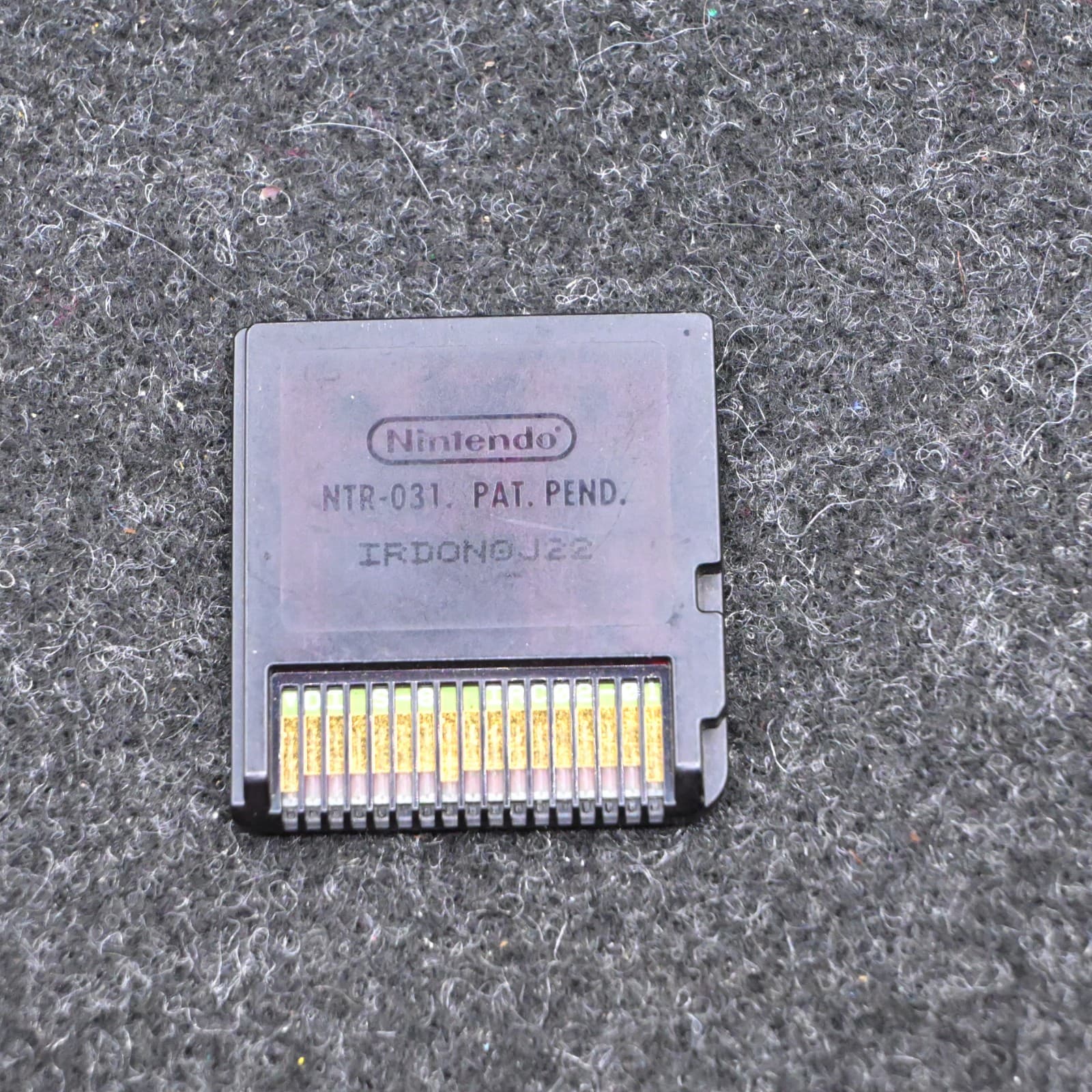 Pokemon: White Version 2 (Nintendo DS) Authentic Cartridge Only Good Shape USA - Thumbnail 2