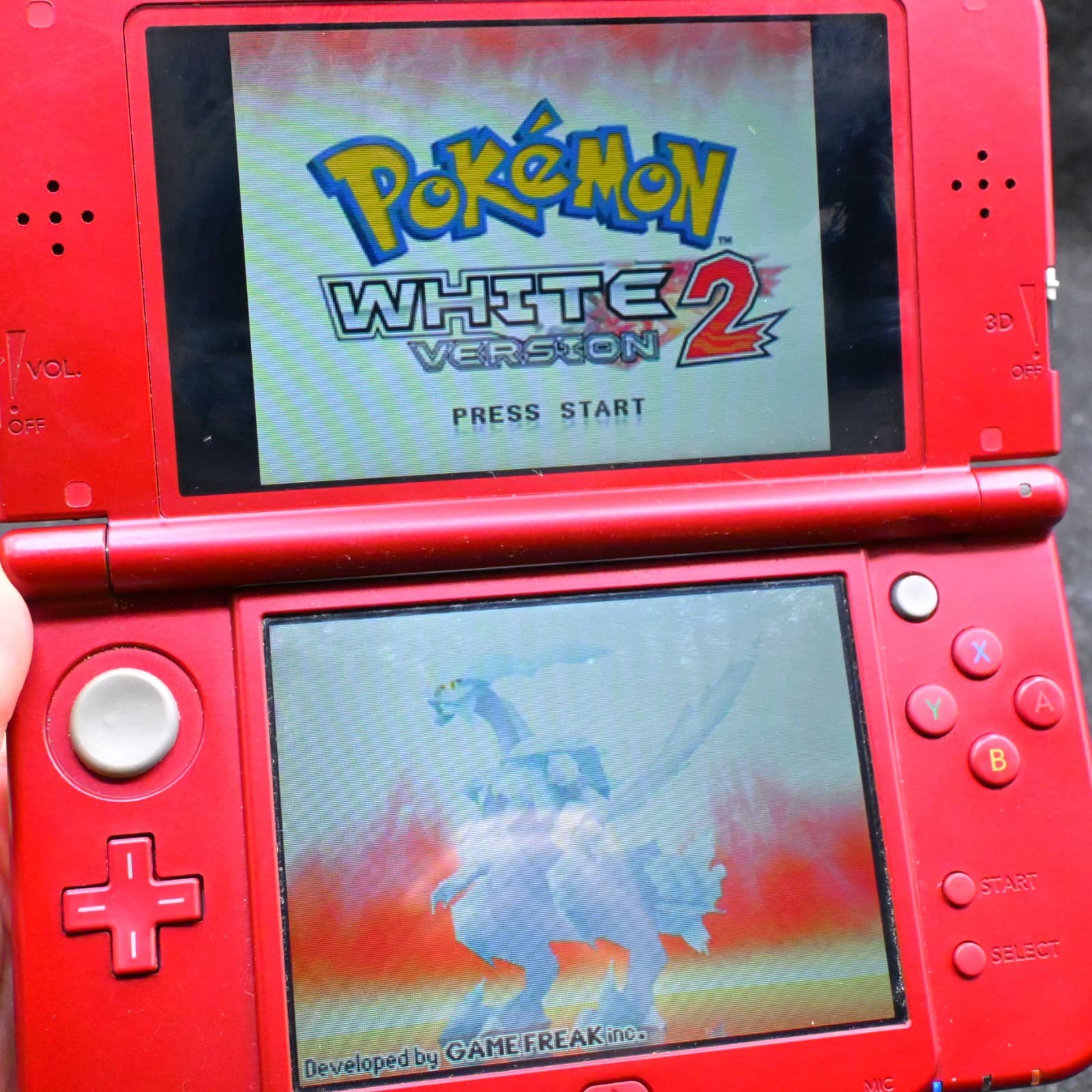 Pokemon: White Version 2 (Nintendo DS) Authentic Cartridge Only Good Shape USA - Thumbnail 4