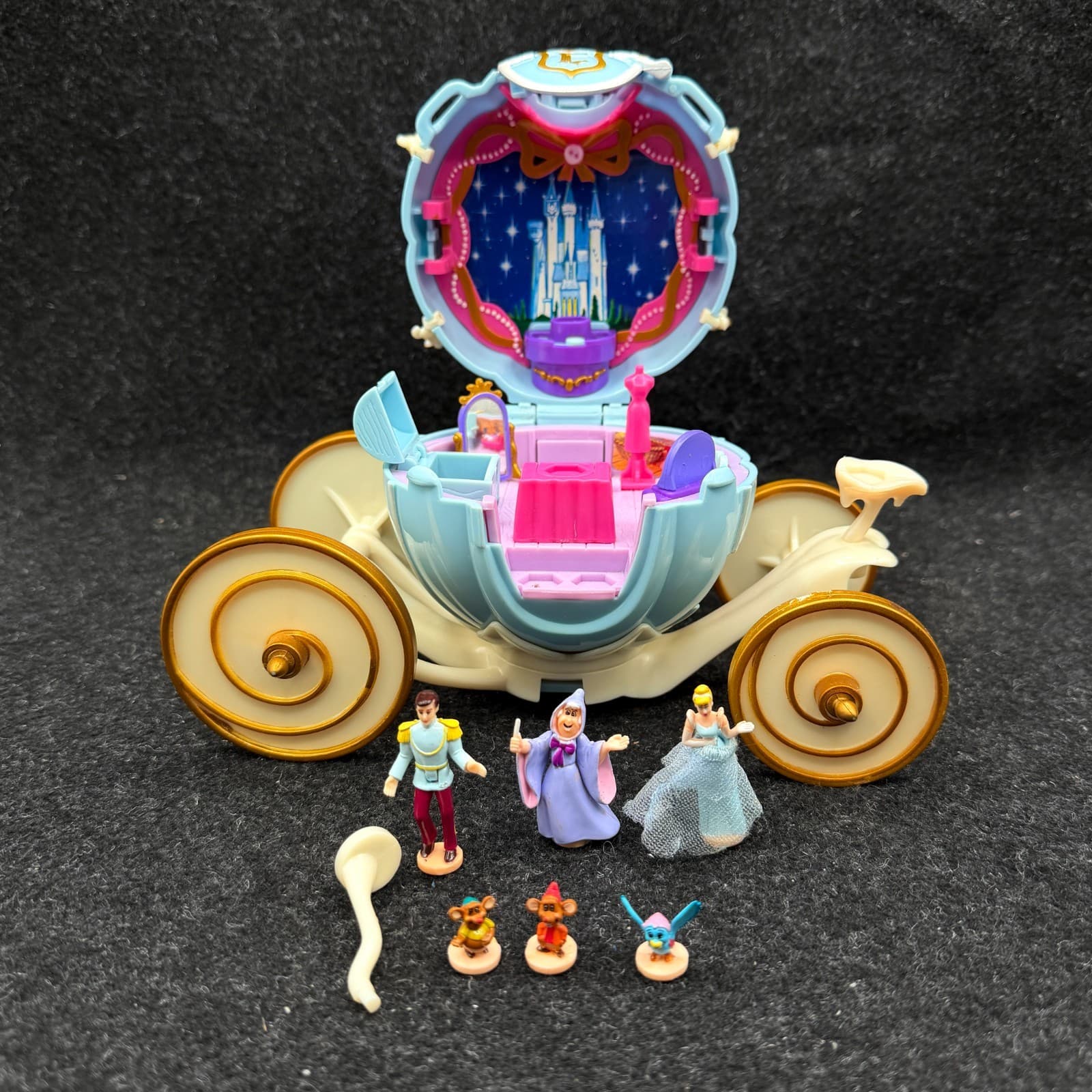 VTG 1999 Polly Pocket Cinderella Carriage With Figures NO KEY