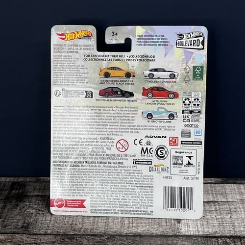Hot Wheels Premium #76 Boulevard '12 Mercedes-Benz C 63 AMG Coupe 1:64 Diecast - Thumbnail 4