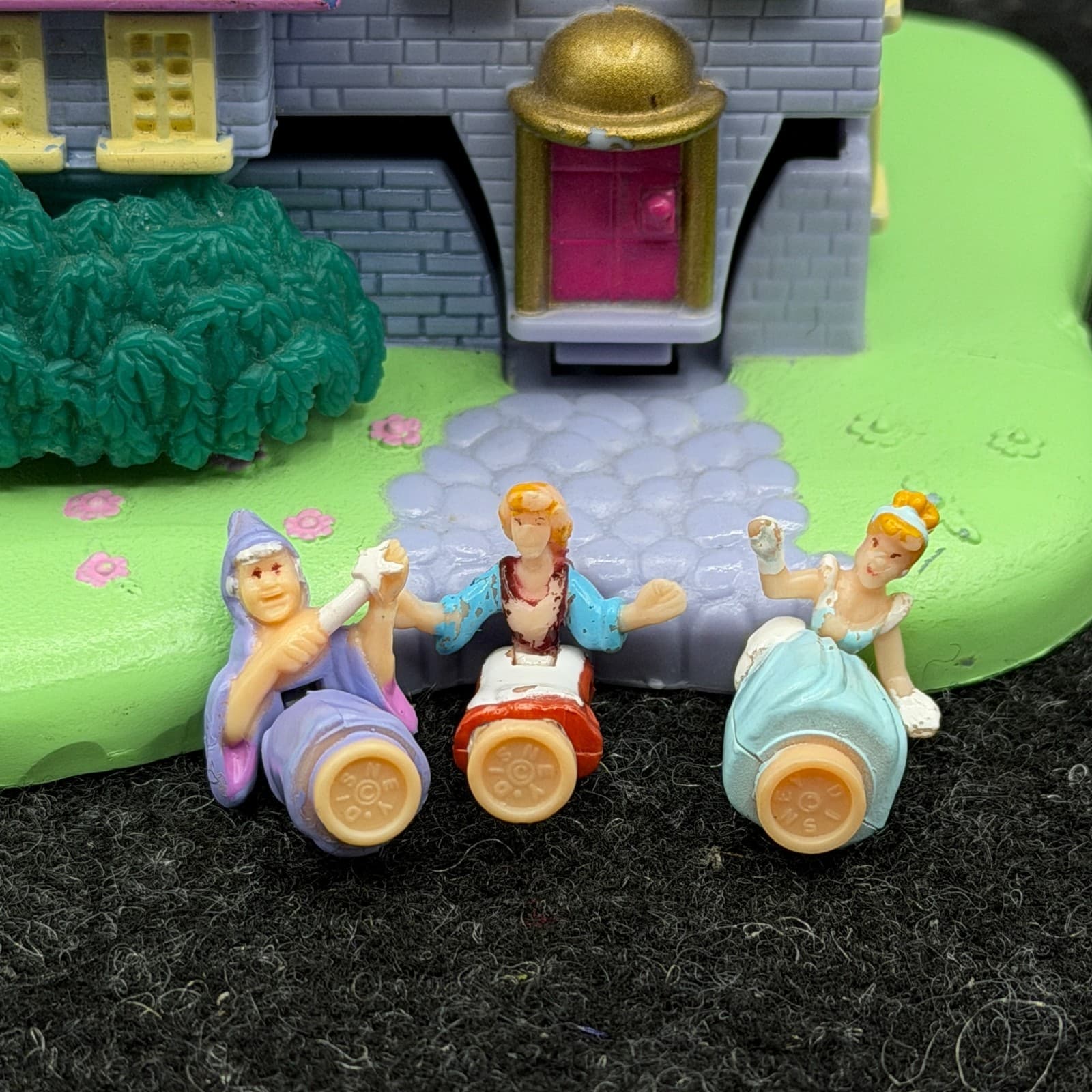 Vintage 1995 Polly Pocket Cinderella Stepmother’s House Disney Bluebird Complete - Thumbnail 3