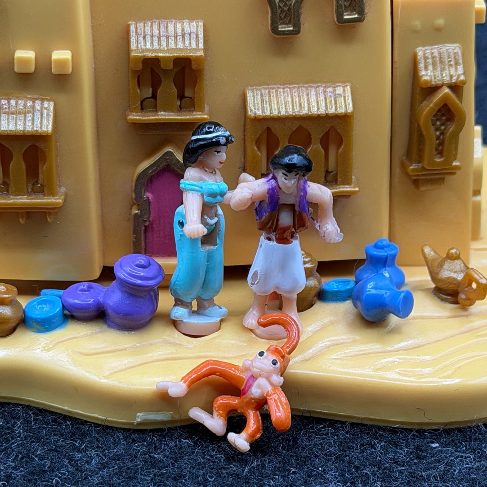 Polly Pocket Vintage Bluebird 1995 Disney Aladdin Agrabah Marketplace - Thumbnail 2