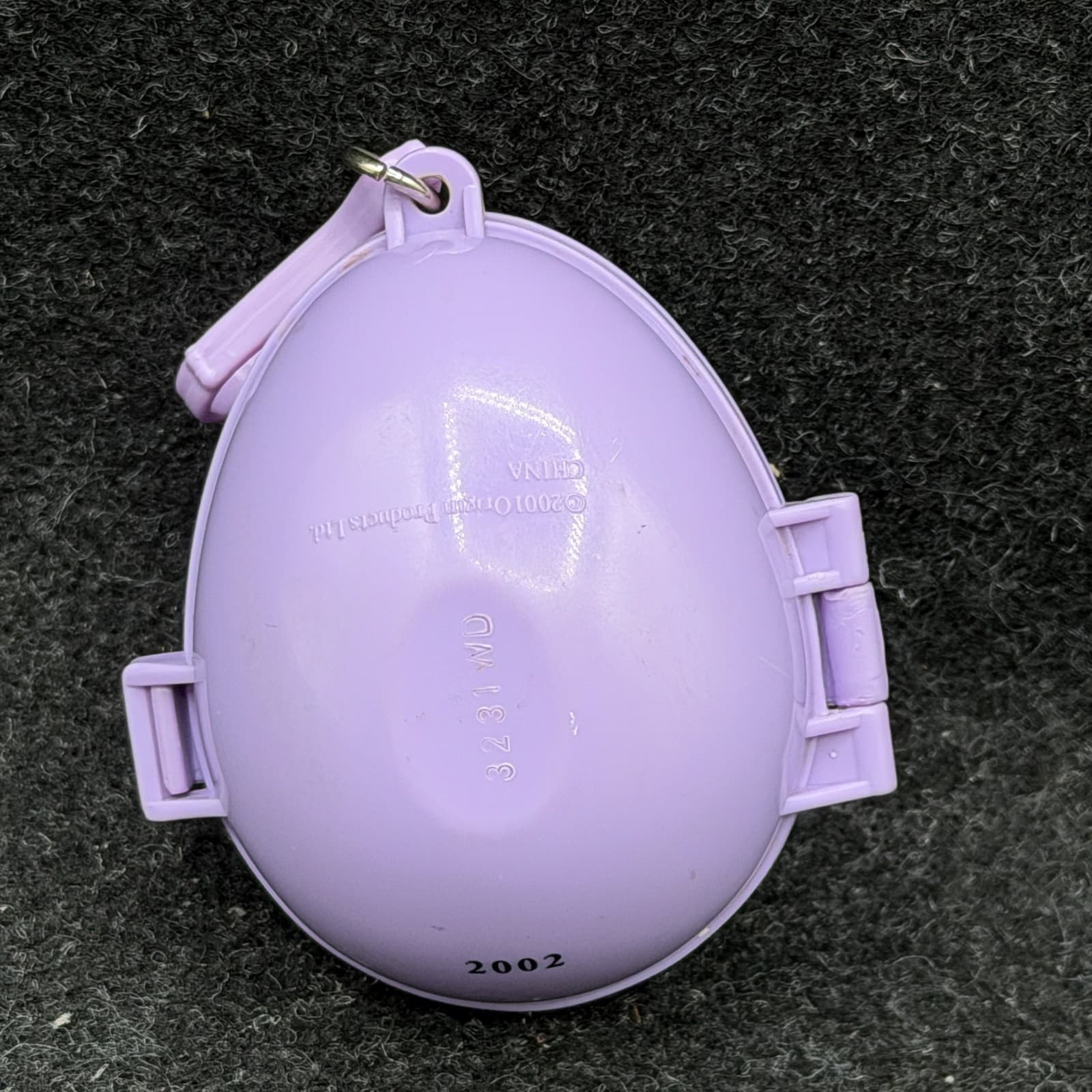 2001 Polly Pocket Easter Egg Painting Bluebird Toys Figure w/ Basket - Thumbnail 4