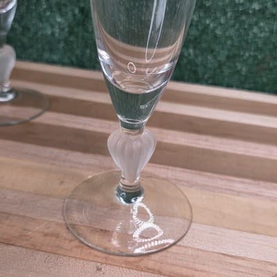 SET OF 2 WATERFORD CRYSTAL MARQUIS ~SWEET MEMORIES~ TOASTING CHAMPAGNE GLASSES - Thumbnail 5