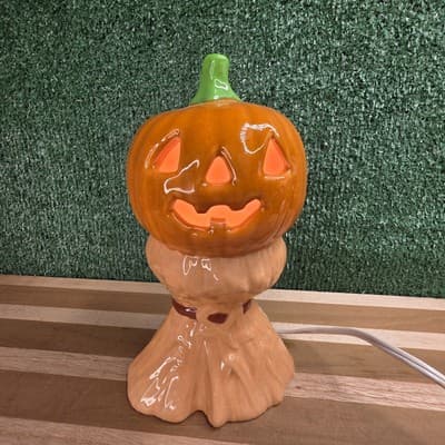 Vintage 1972 Ceramic Pumpkin Lamp 8" Jack O Lantern Corn Stalks Halloween - Thumbnail 3