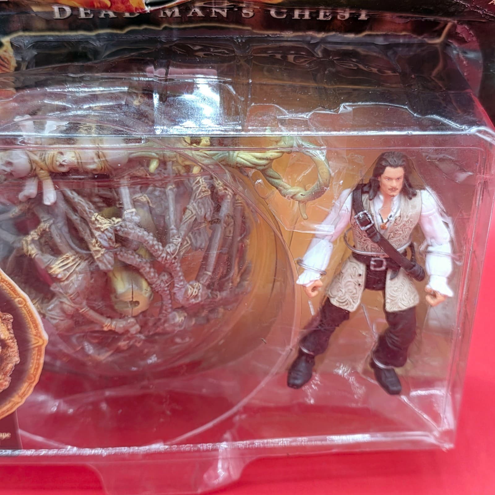 Pirates of the Caribbean Dead Man's Chest Deluxe Will Turner & Bone Cage Trap - Thumbnail 5