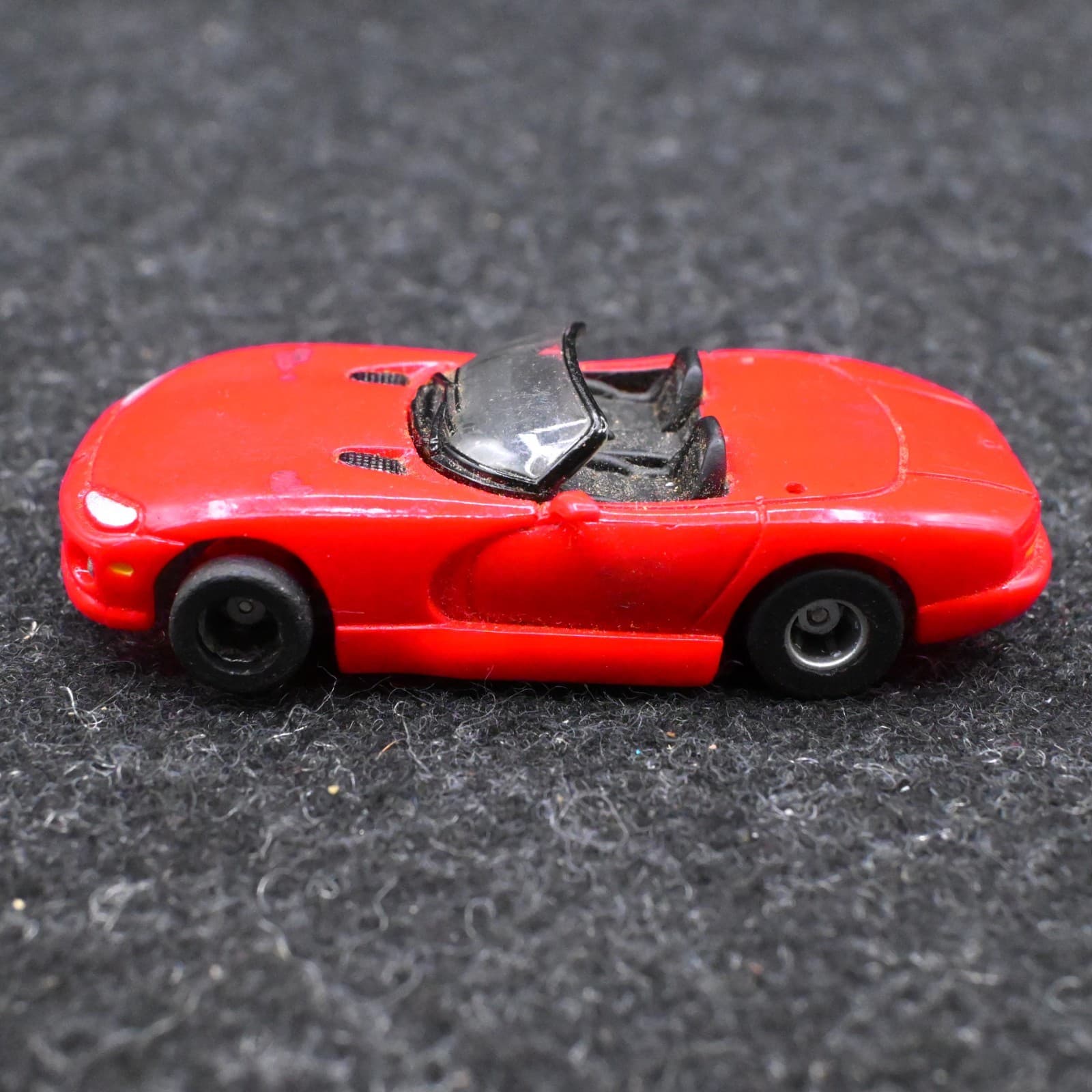 VINTAGE TYCO DODGE VIPER RED SLOT CAR ROADSTER HO CONVERTIBLE RACE