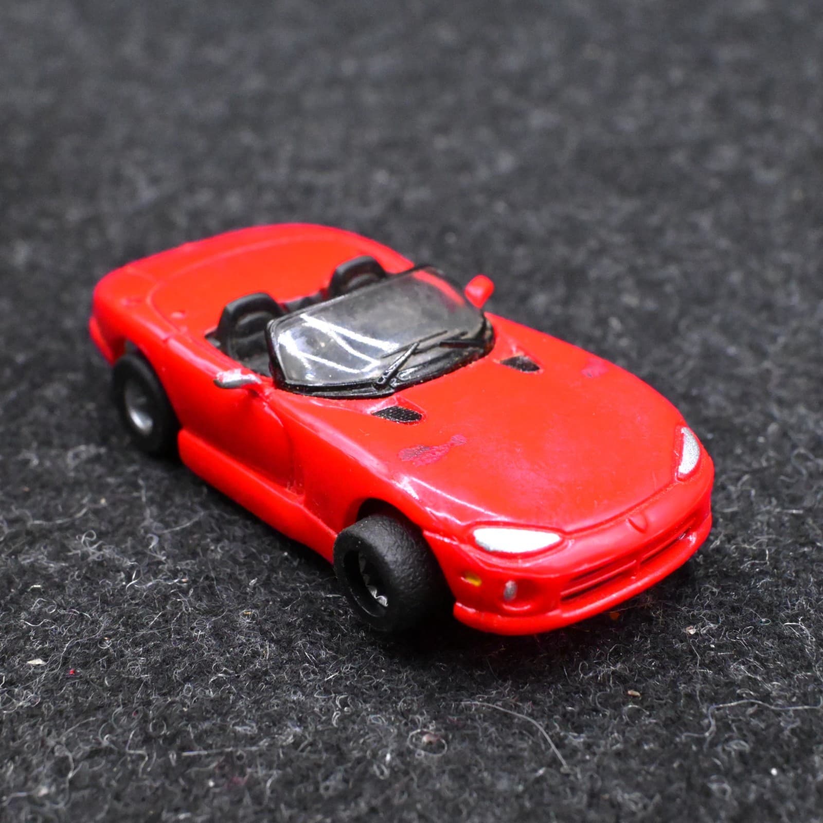 VINTAGE TYCO DODGE VIPER RED SLOT CAR ROADSTER HO CONVERTIBLE RACE - Thumbnail 6
