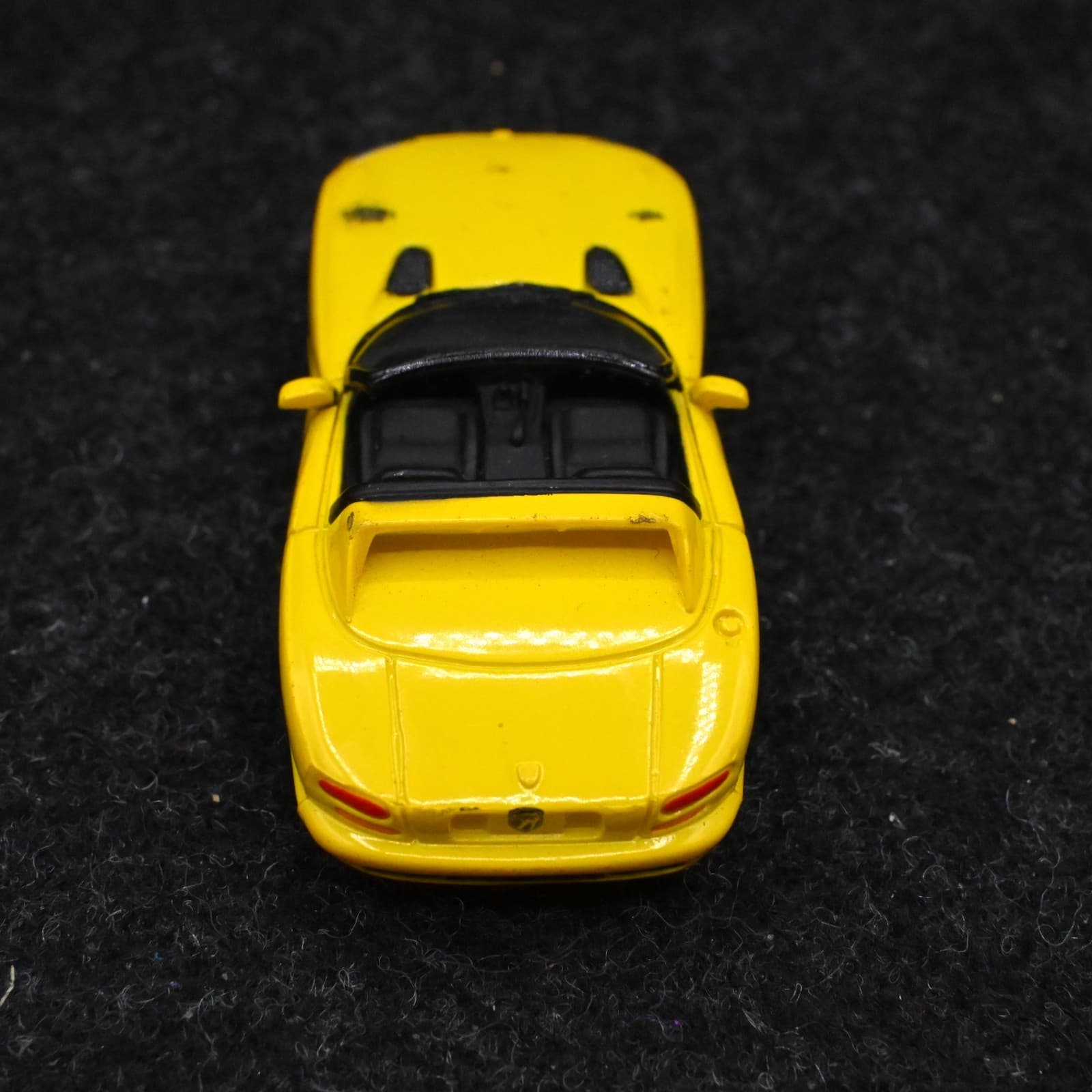 Vintage TYCO Yellow Dodge Viper HO Slot Car 440-X2 Chassis - Thumbnail 6