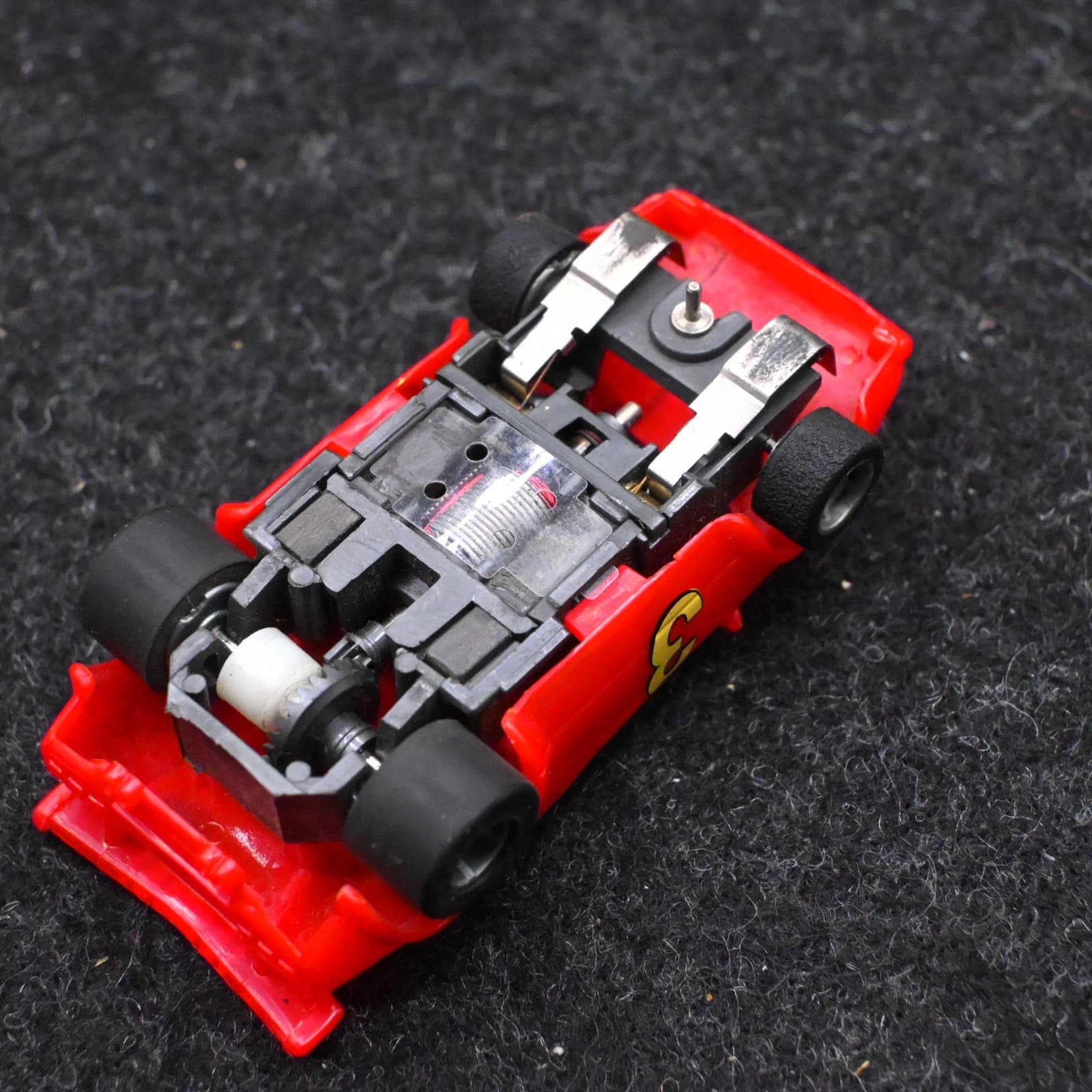 TYCO LAMBORGHINI #3 RED / YELLOW HO Scale SLOT CAR - Thumbnail 6