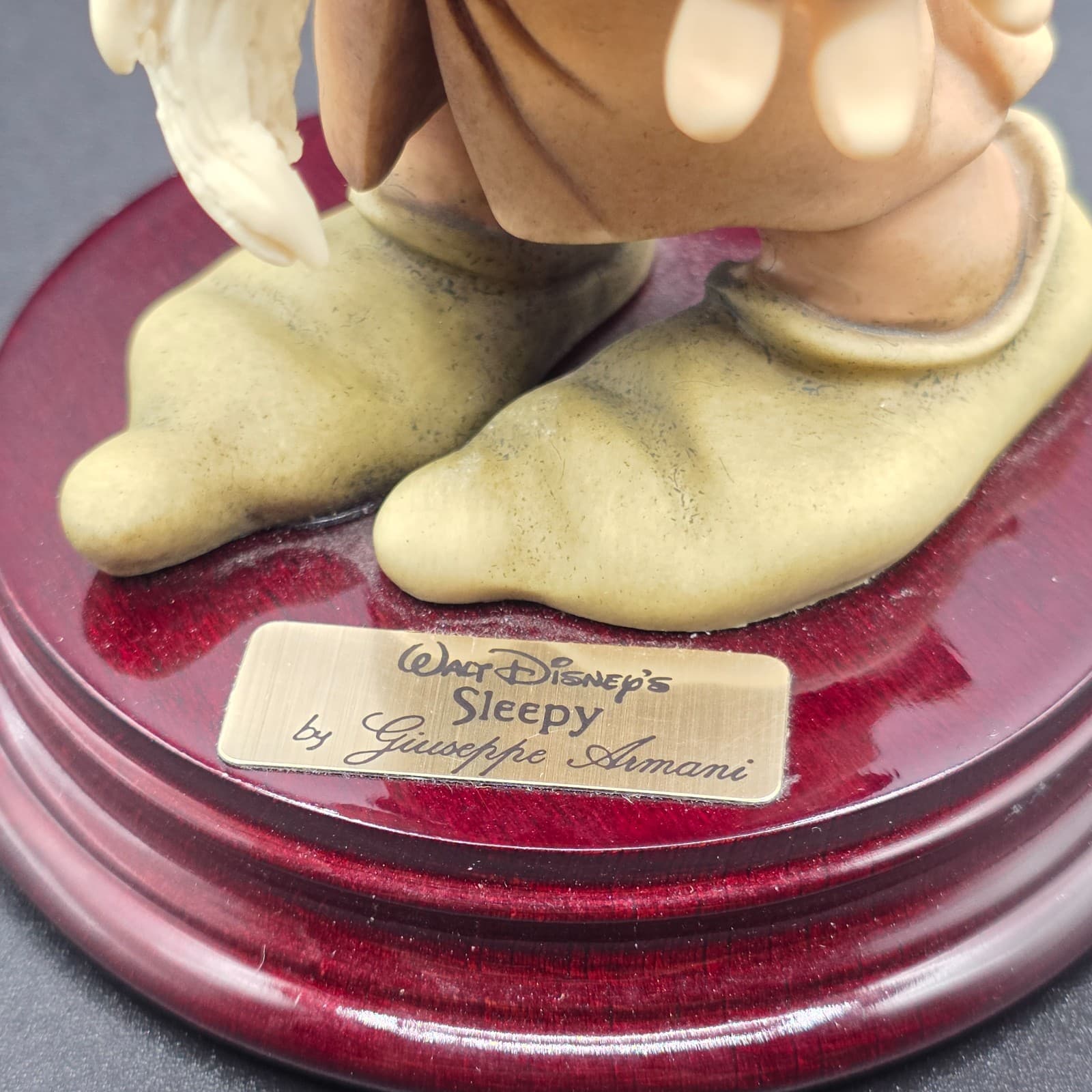 Walt Disney’s Sleepy By Giuseppe Armani Figurines 915C Made In Italy No Box - Thumbnail 4