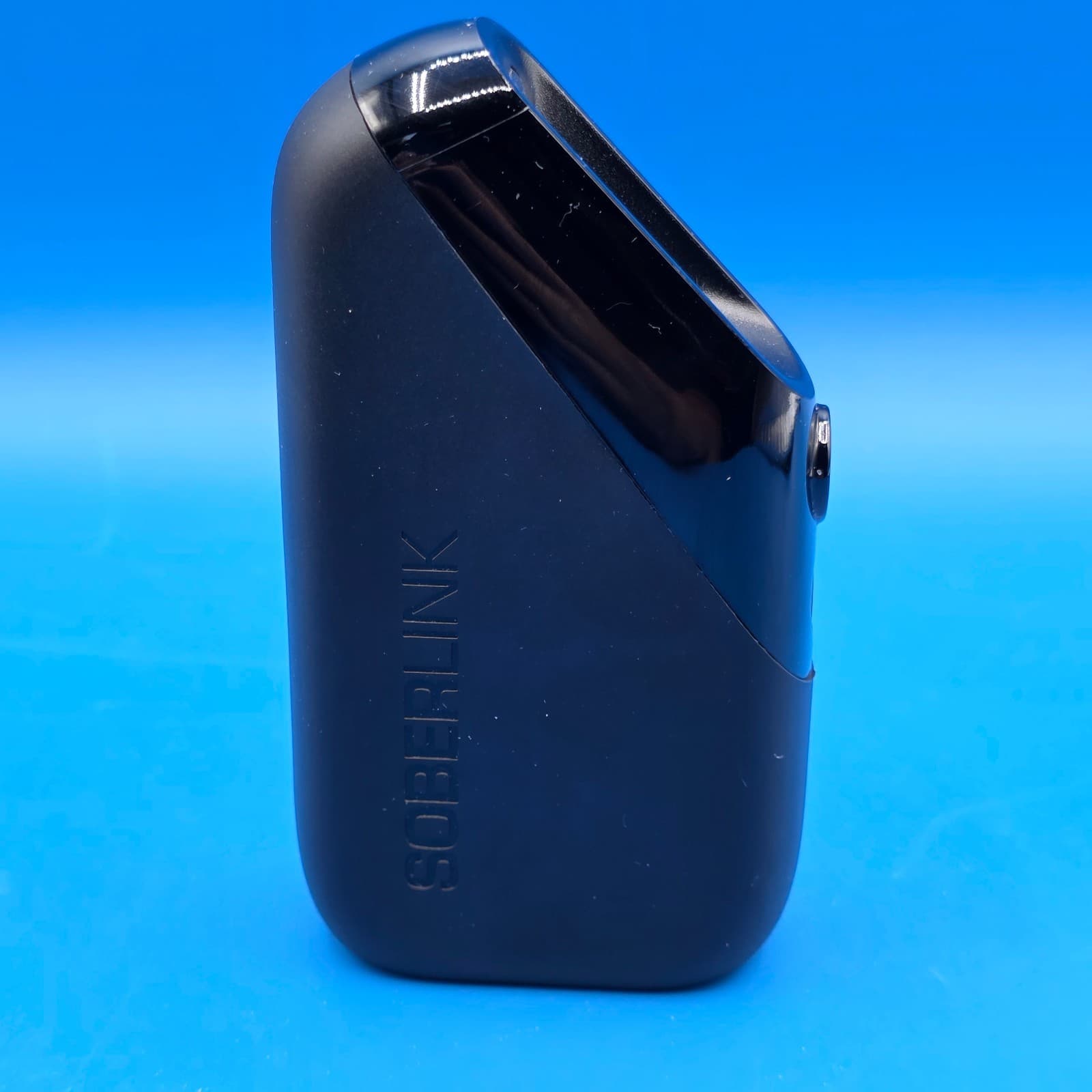 Soberlink Connect Alcohol Monitoring Facial Recognition Breathalyzer - Thumbnail 4