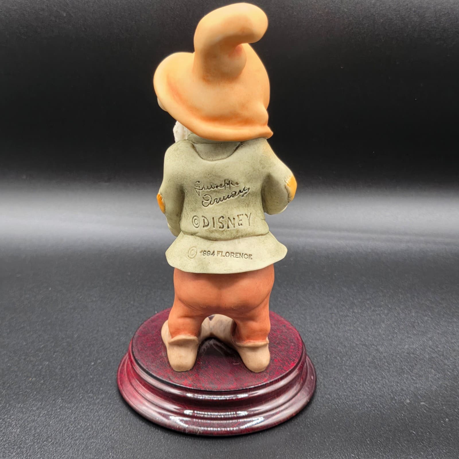 VTG 1994 Giuseppe Armani Disney's Snow White dwarf "Sneezy" No Box OR COA - Thumbnail 5