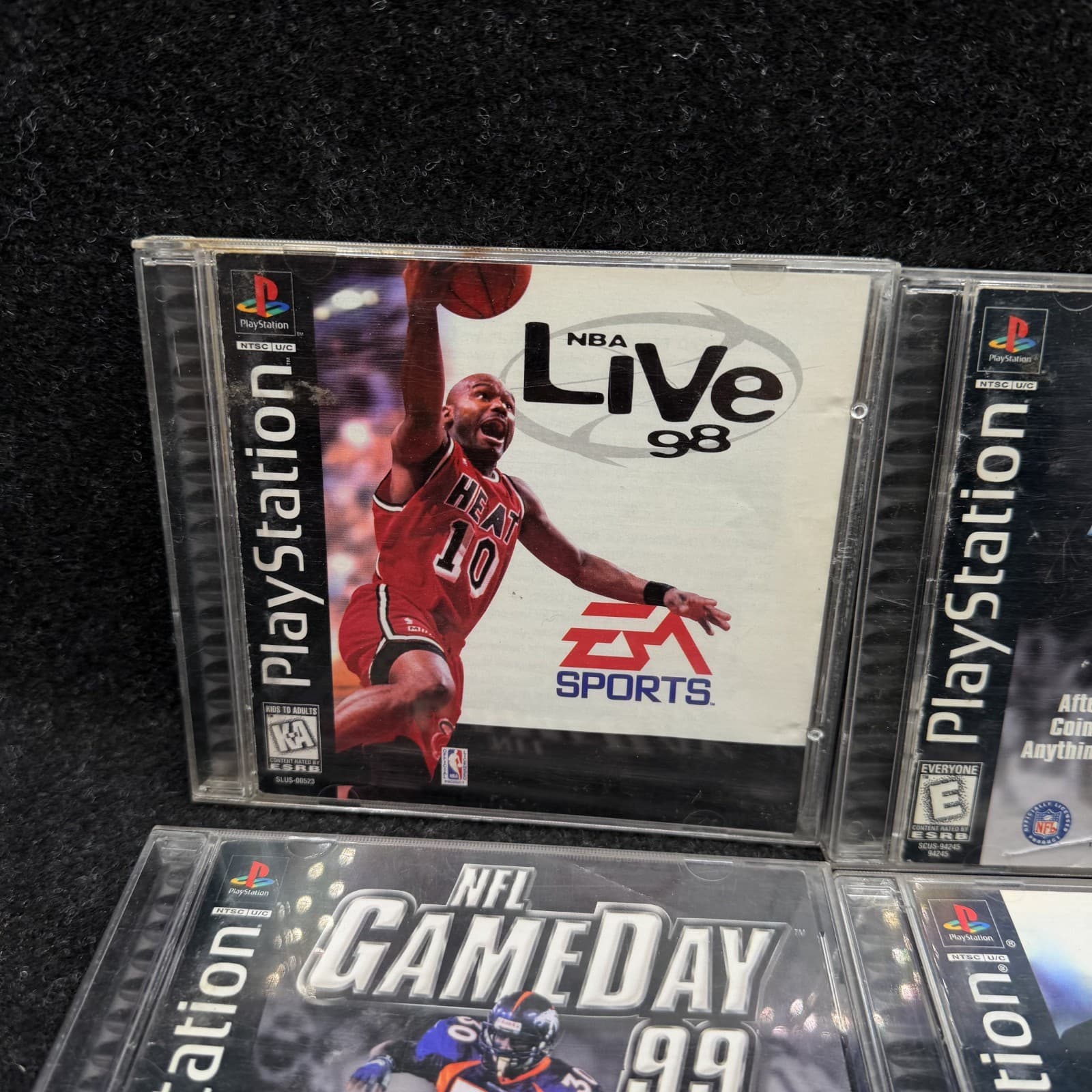 LOT OF 4 Playstation 1 PS1 Sports Game NFL Xtreme Game Day Madden 99 NBA Live 98 - Thumbnail 5