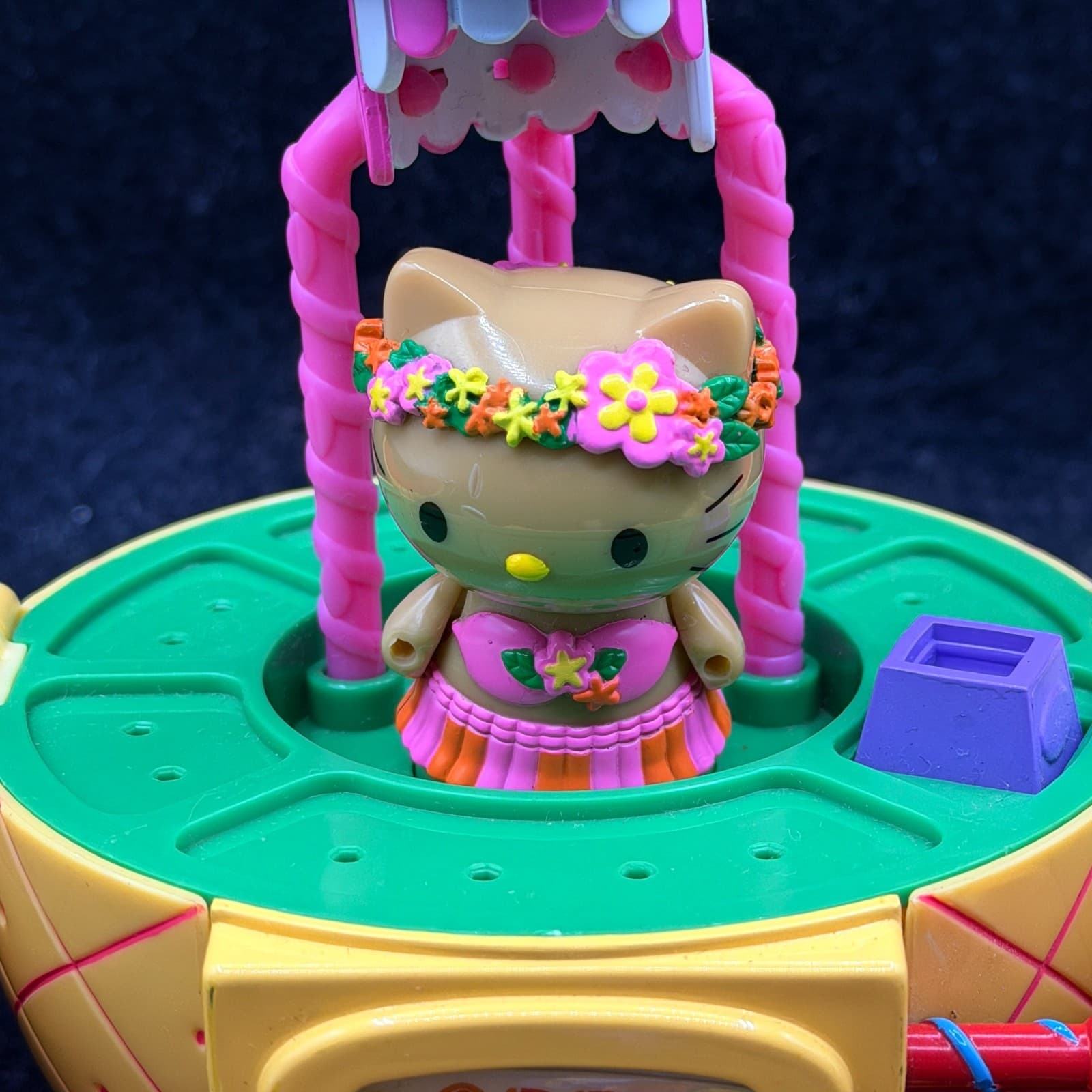 2001 Tan Hello Kitty Dream World Pineapple Tropical Juice Bar & accessories - Thumbnail 4